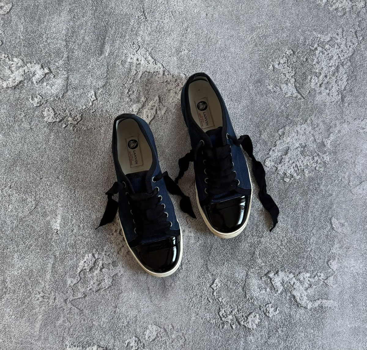 Lanvin Lanvin 40size casual luxury low top sneakers shoes Size US 7 / EU 40 - 1 Thumbnail