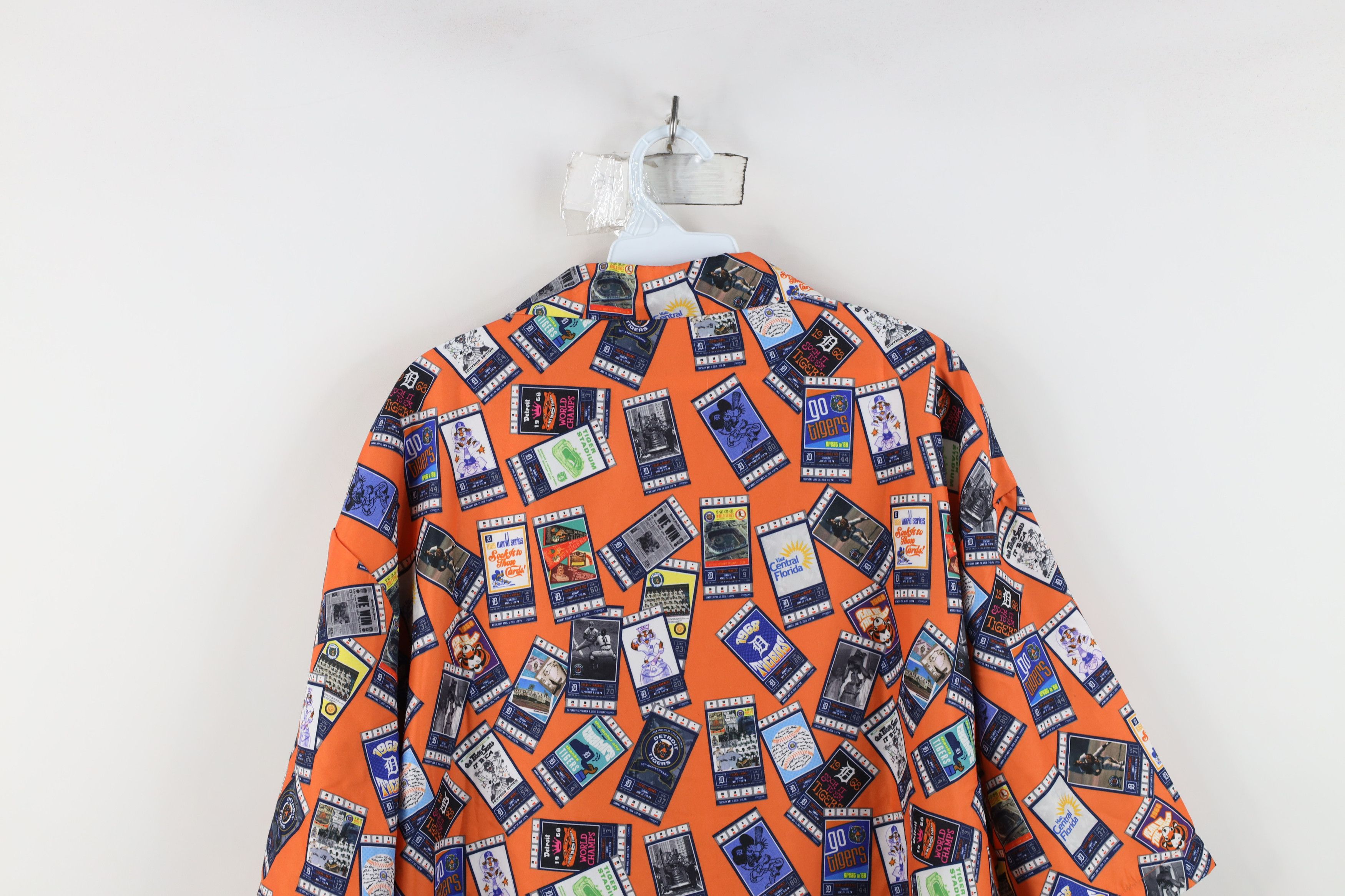 Vintage Vintage Detroit Tigers Baseball All Over Print Button Shirt Size US XXL / EU 58 / 5 - 10 Thumbnail