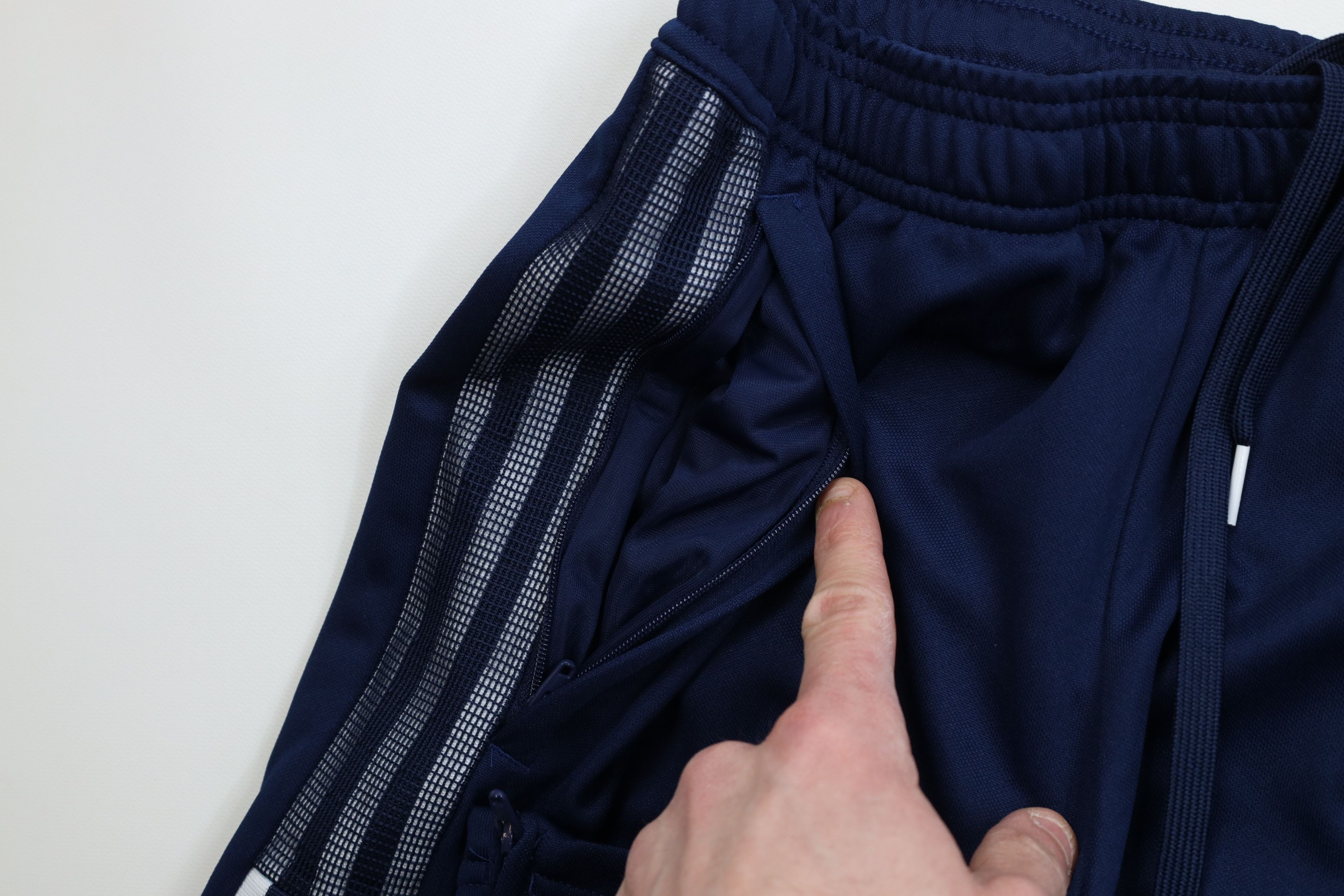 Adidas Vintage Y2K Adidas Striped Tapered Leg Soccer Running Pants Size US 32 / EU 48 - 6 Thumbnail