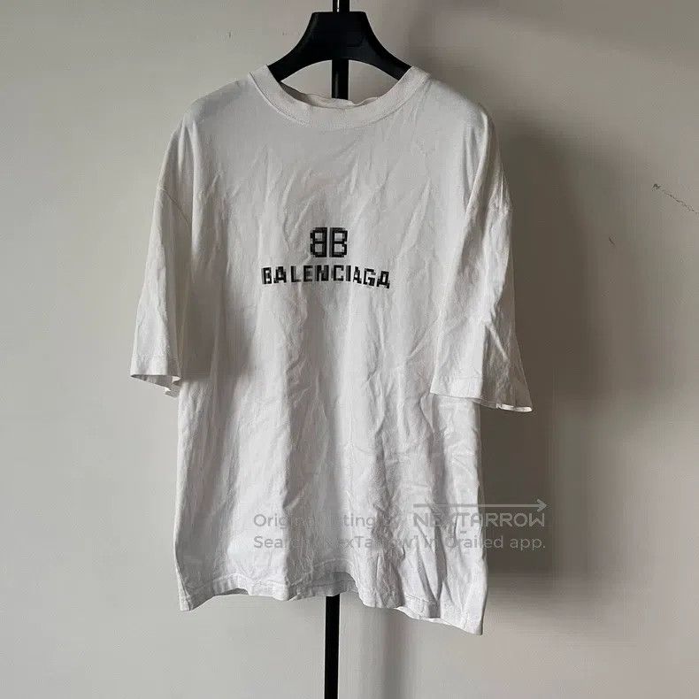 Balenciaga Balenciaga Mosaic Blurred Logo BB Letter Loose Short Sleev Size US S / EU 44-46 / 1 - 1 Thumbnail