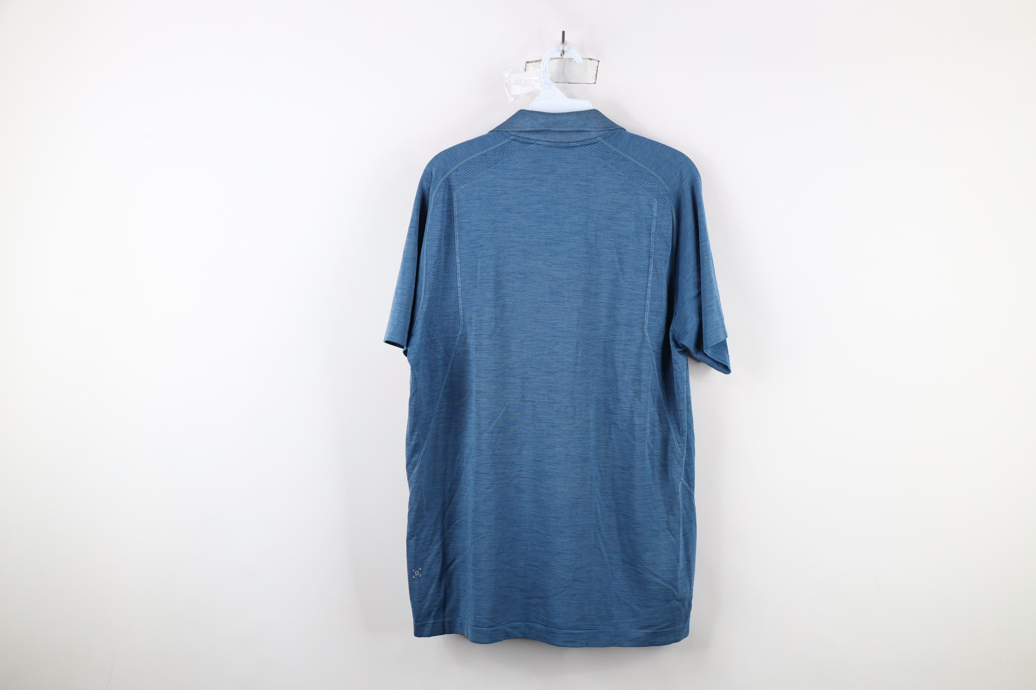 Lululemon Lululemon Metal Vent Tech Collared Golf Polo Shirt Blue Size US L / EU 52-54 / 3 - 11 Thumbnail