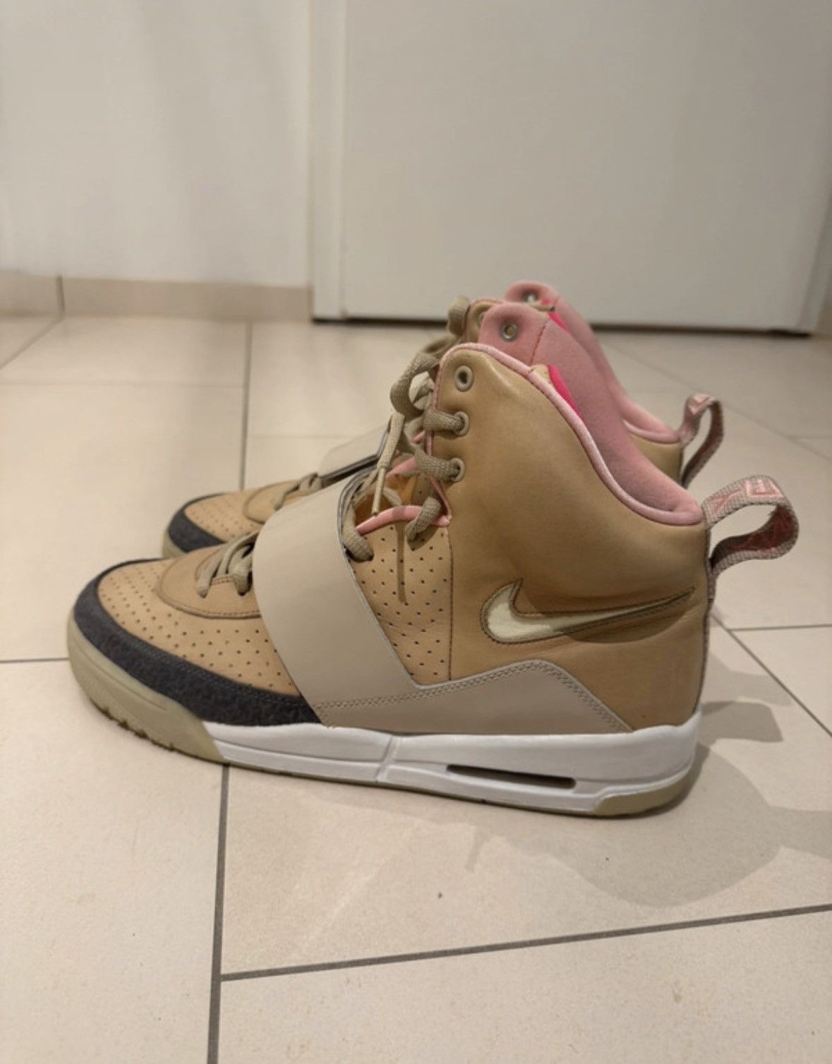 Yeezy Yeezy Nike Air 1 Net/Tan Size US 11 / EU 44 - 5 Thumbnail