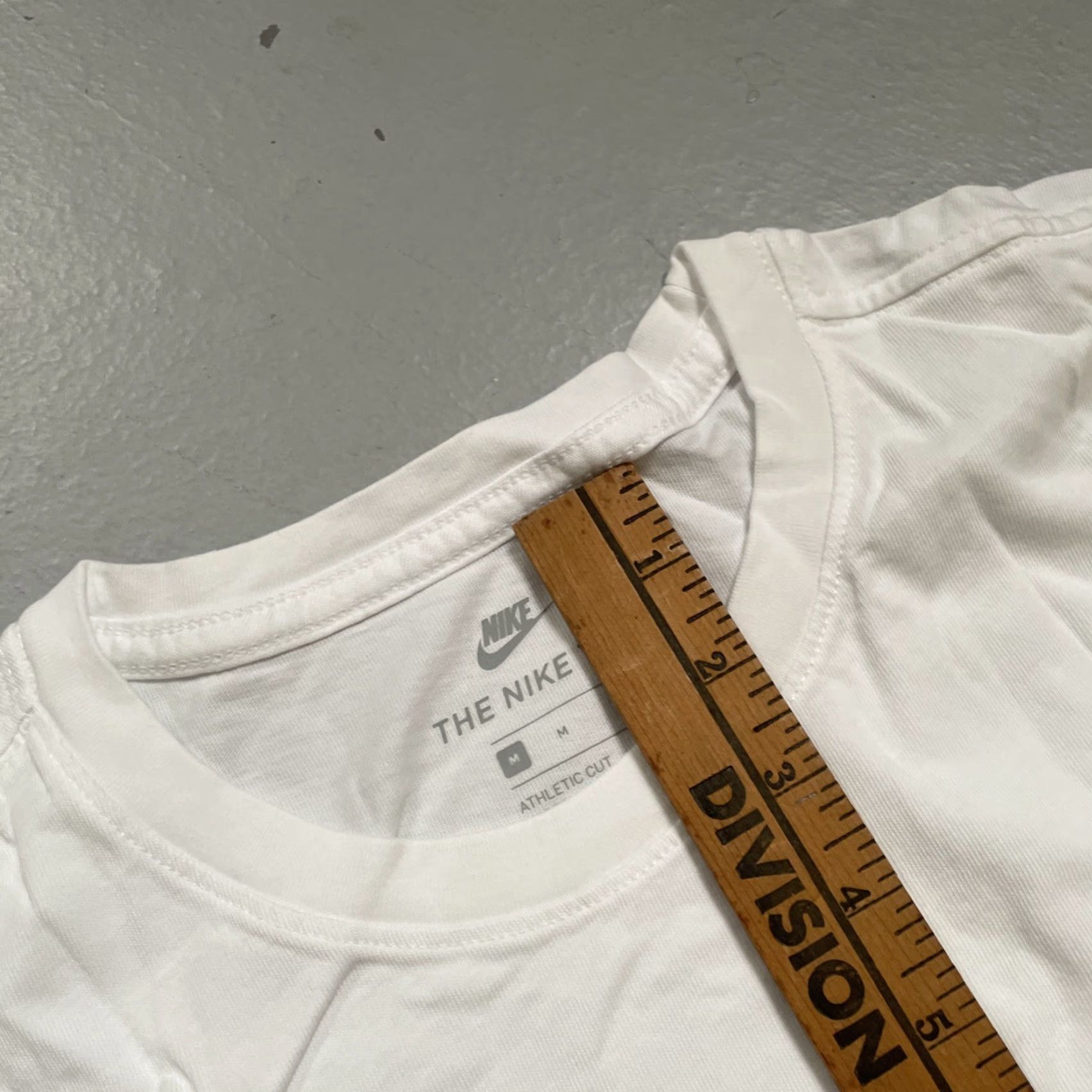 Nike Nike x Sean Wotherspoon Air Max 1/97 Promotional T-Shirt M White Unisex Adults Shirt Mens Women 90s Designer Hypebeast Sneakerhead AT0546-100 Size US M / EU 48-50 / 2 - 4 Thumbnail