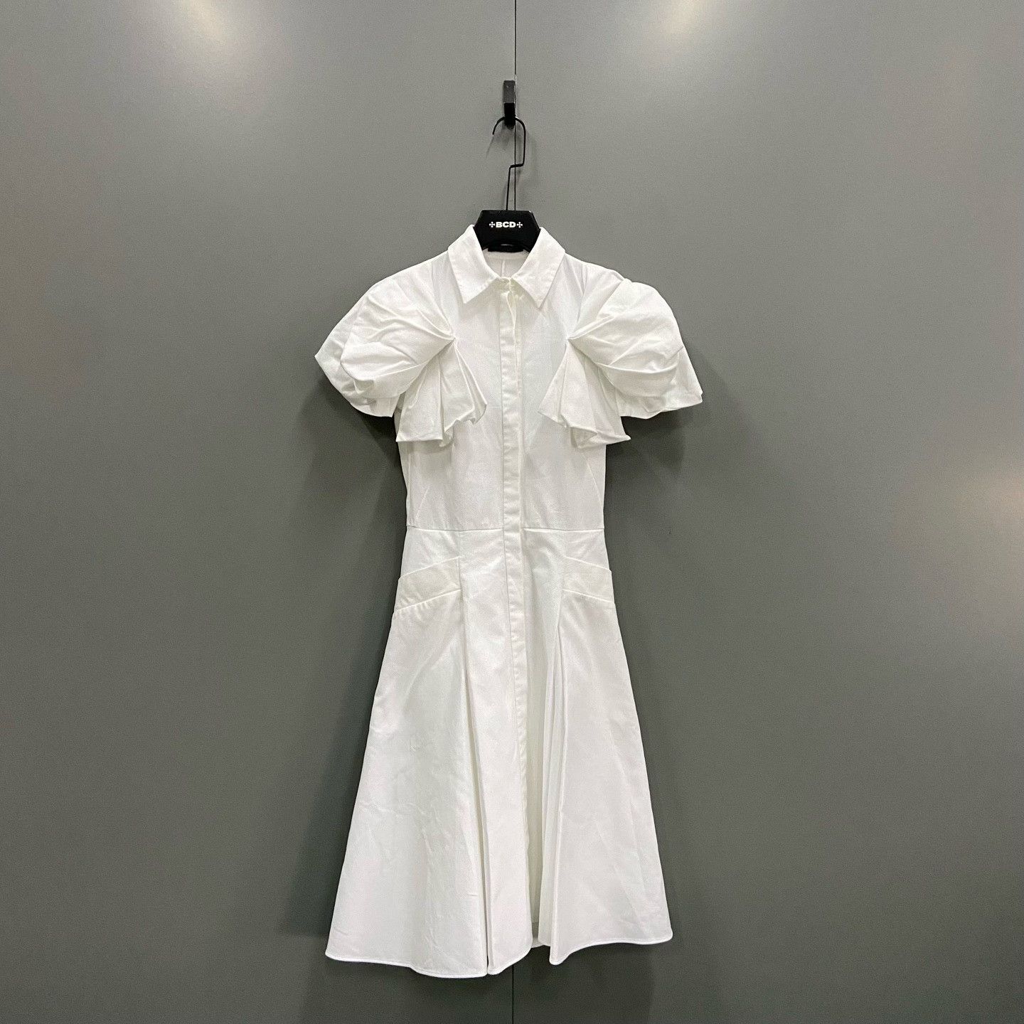 Alexander McQueen Alexander McQueen White Dress it_42 Women Size M / US 6-8 / IT 42-44 - 1 Thumbnail