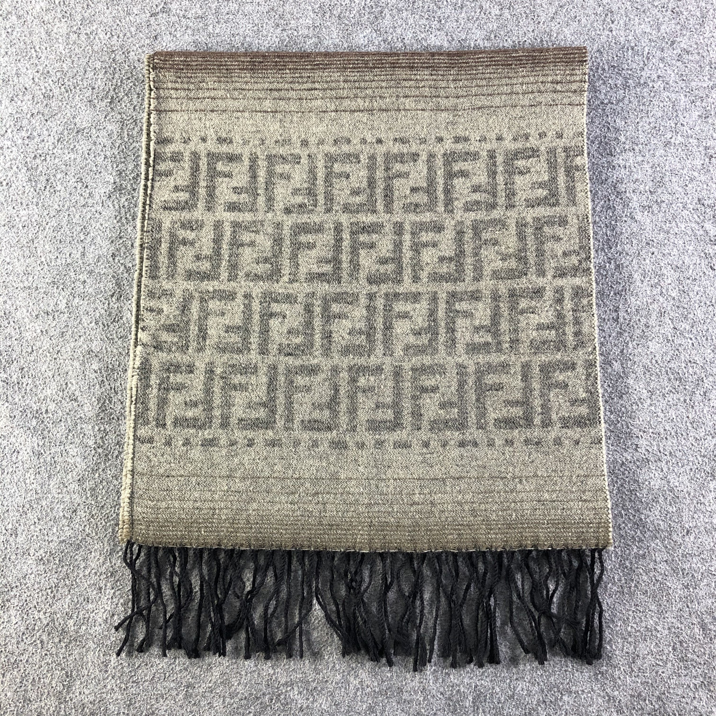 Vintage Fendi Scarf / Muffler / Neckwear P446 Size ONE SIZE - 2 Thumbnail