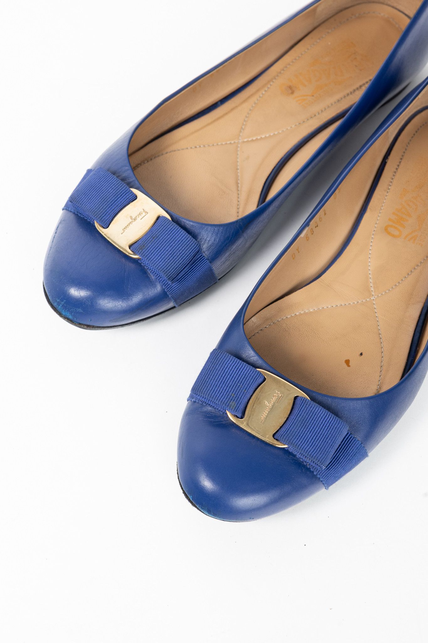 Salvatore Ferragamo Salvatore Ferragamo Varina Blue Leather Bow Ballet Flats Size US 9.5 / IT 39.5 - 7 Thumbnail