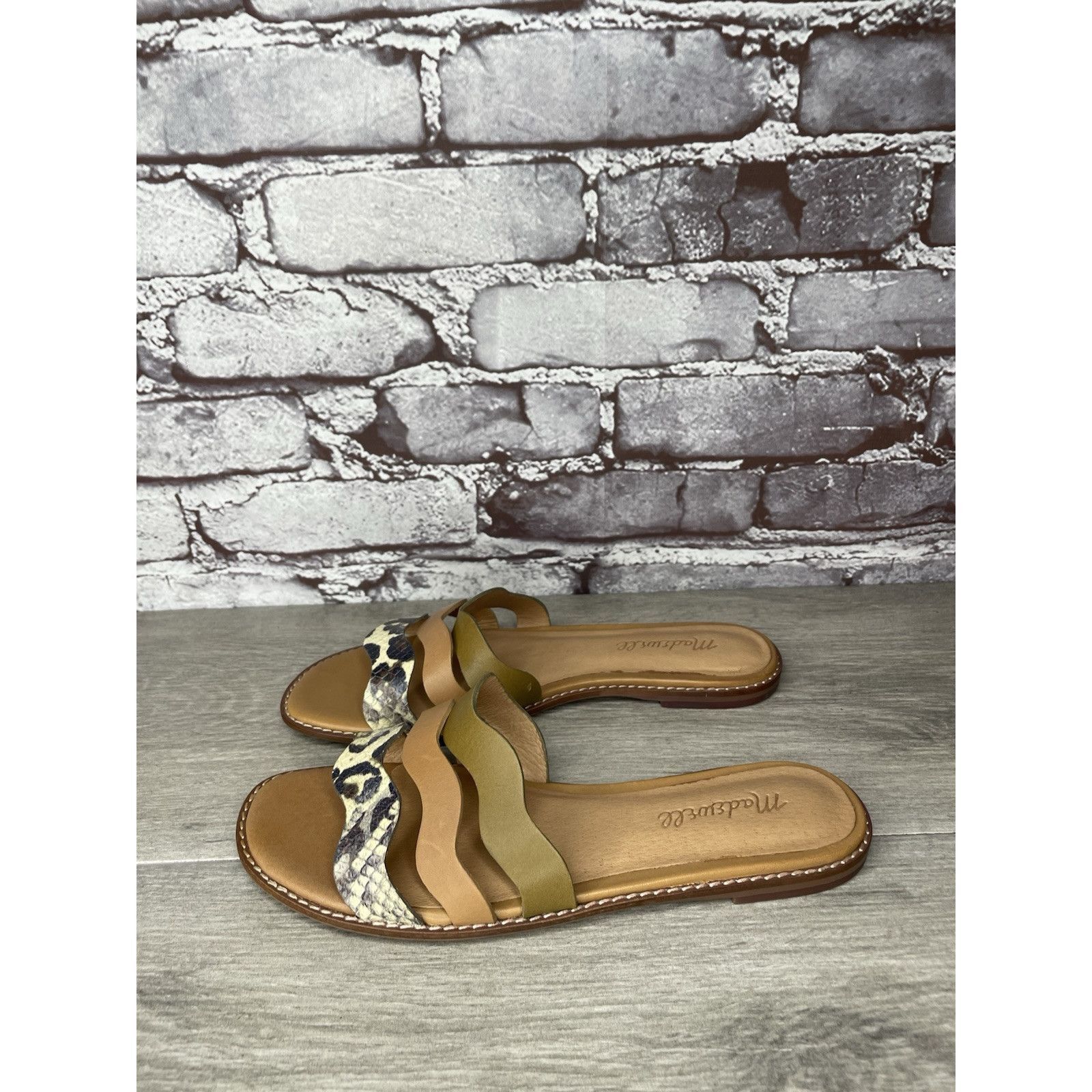 Madewell Madewell Brown Green Wavy Snake Embossed Leather Slides Flat Size US 6.5 / IT 36.5 - 23 Thumbnail