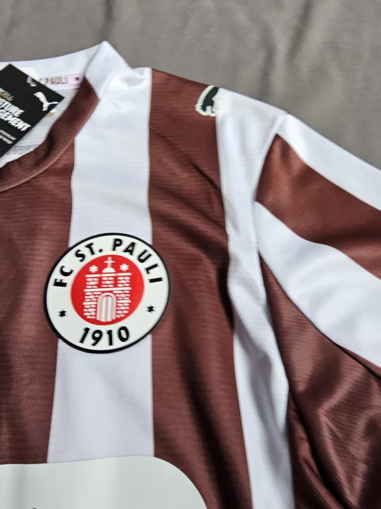 Other St. Pauli Jersey Home 2025 26 Season Size US L / EU 52-54 / 3 - 2 Thumbnail