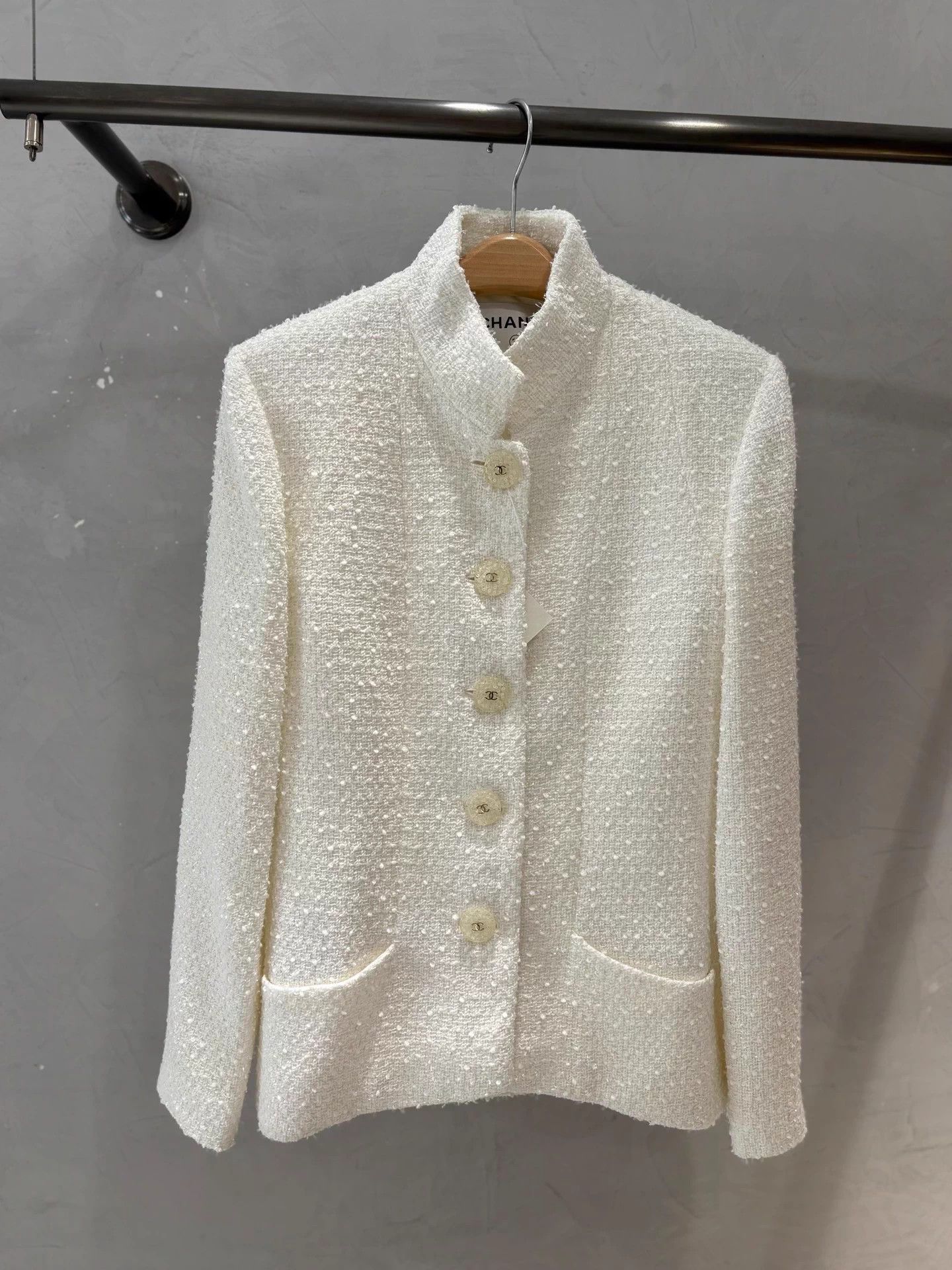 Chanel Chanel Vintage Beach Collection all-shimmer tweed jacket Size XS / US 0-2 / IT 36-38 - 1 Thumbnail