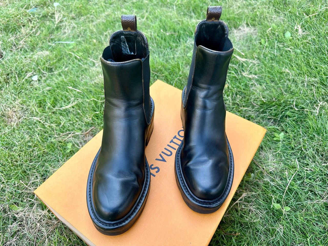 Louis Vuitton Authentic Louis Vuitton Beauborg Ankle Boot Size 36 Size US 5.5 / EU 38 - 1 Thumbnail