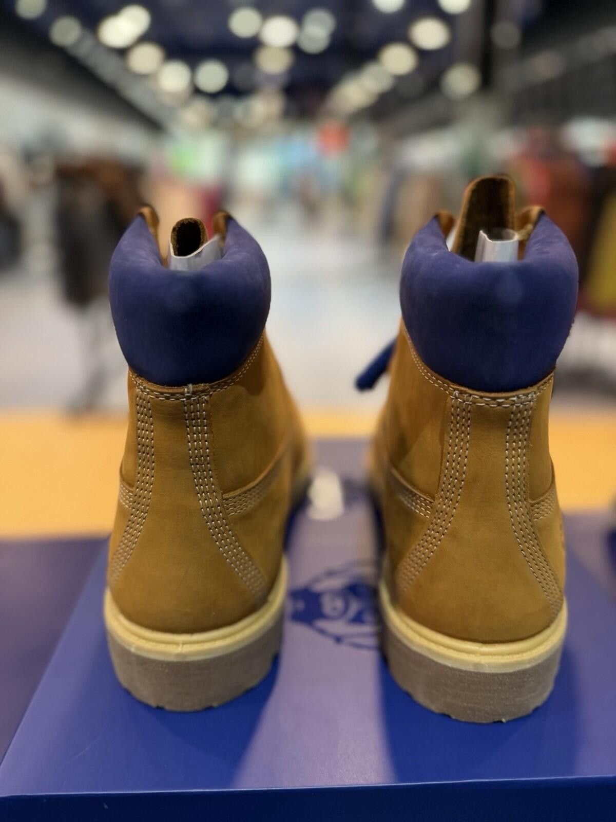 Timberland Victor Victor Timberland Boots Wheat/Navy (Size: 11) Men's Size US 11 / EU 44 - 9 Thumbnail