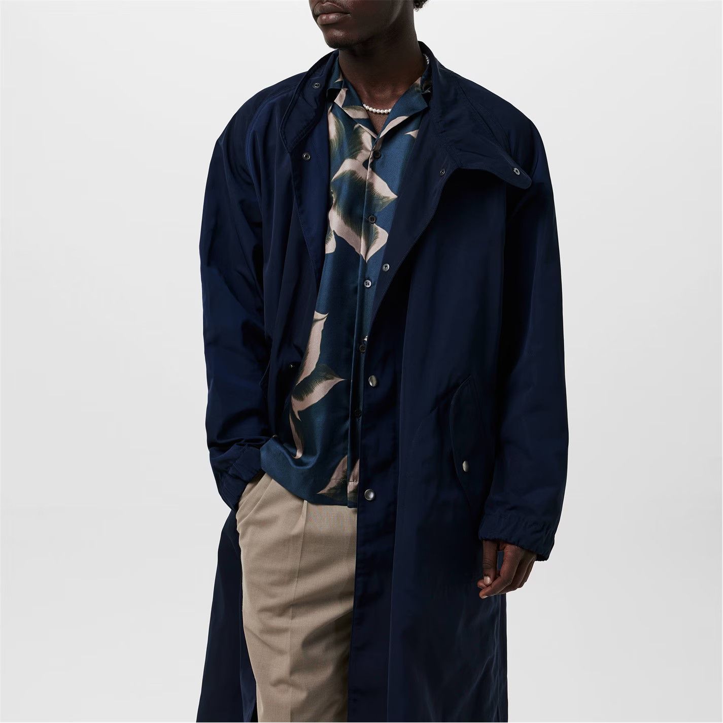Dries Van Noten o1g2r1mq0426 Rannon Funnel Neck Overcoat in Navy Size US M / EU 48-50 / 2 - 3 Thumbnail