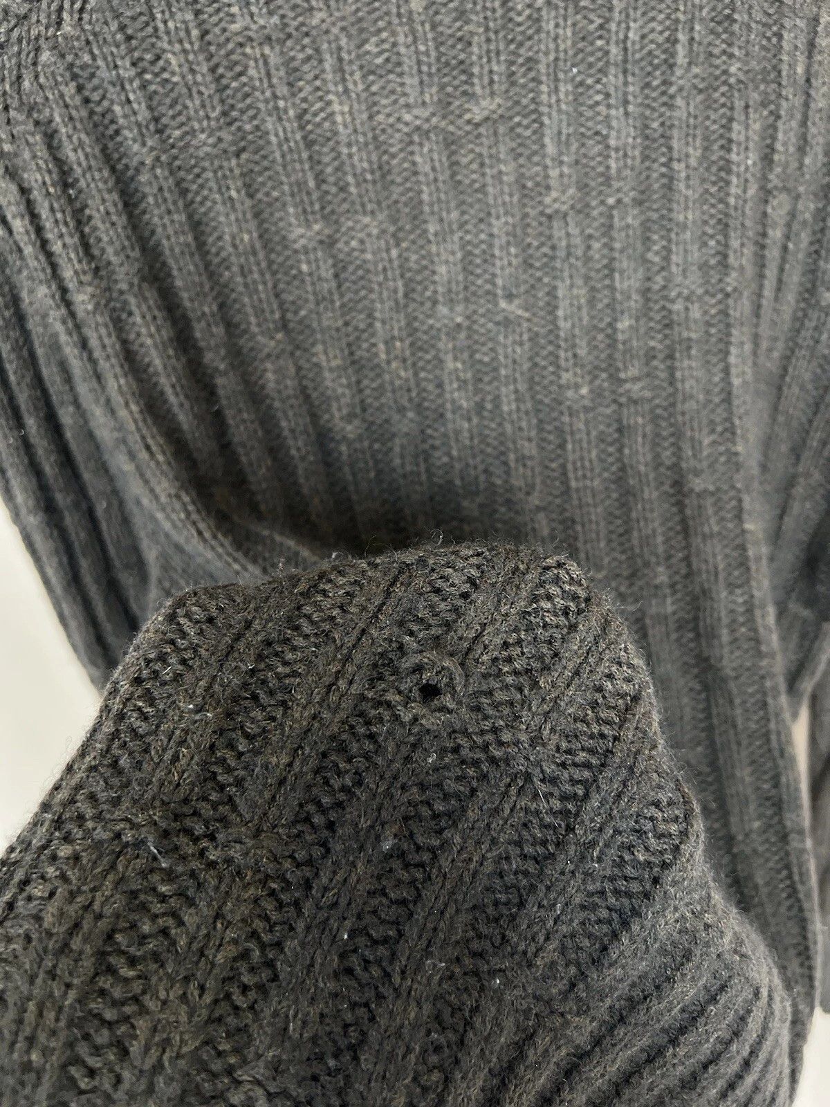 C.P. Company C.P. Company Wool Knit Sweater Mens Size 52 or M/L Vintage Size US L / EU 52-54 / 3 - 12 Thumbnail