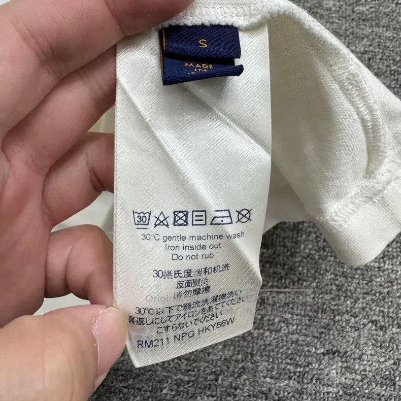 Louis Vuitton Louis Vuitton Parachute Short Sleeve Size US S / EU 44-46 / 1 - 3 Thumbnail