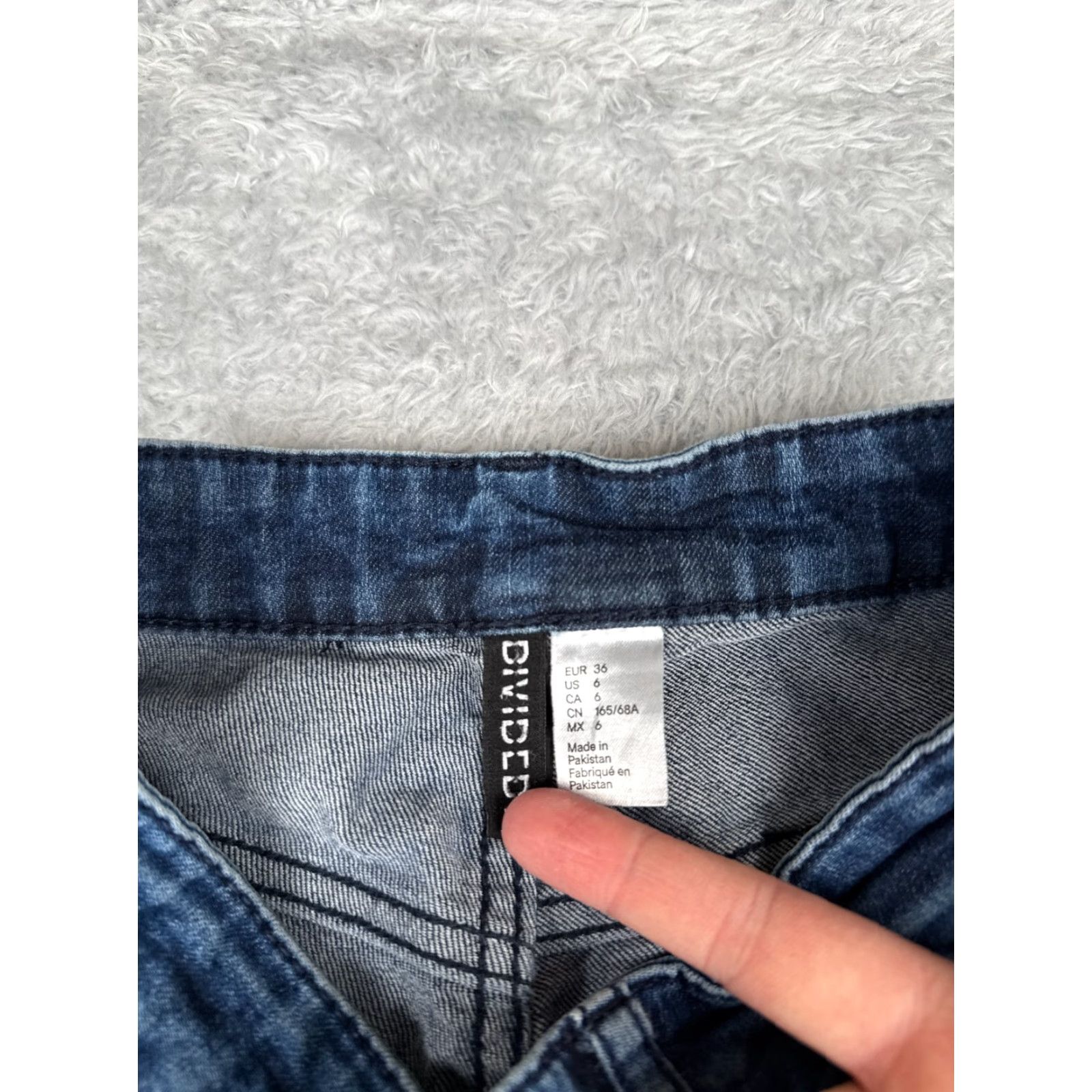 Denime Divided Jeans Women 6 Blue Denim Skinny Tapered Distressed Mid Rise Cotton 25x29 Size 28" / US 6 / IT 42 - 6 Thumbnail