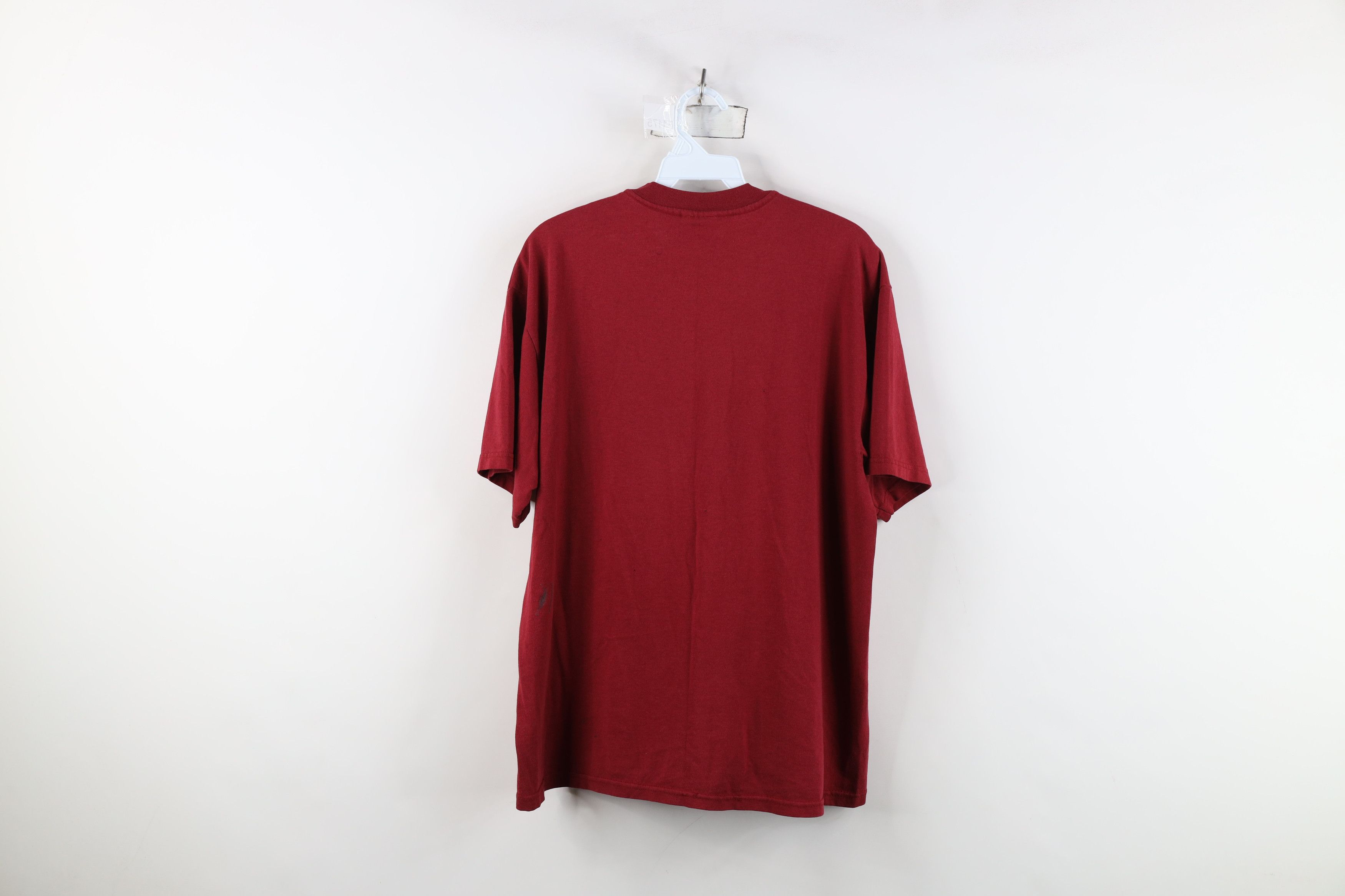 Vintage Vintage 90s Santiam River Yacht Tennis Club T-Shirt Red Size US L / EU 52-54 / 3 - 12 Thumbnail