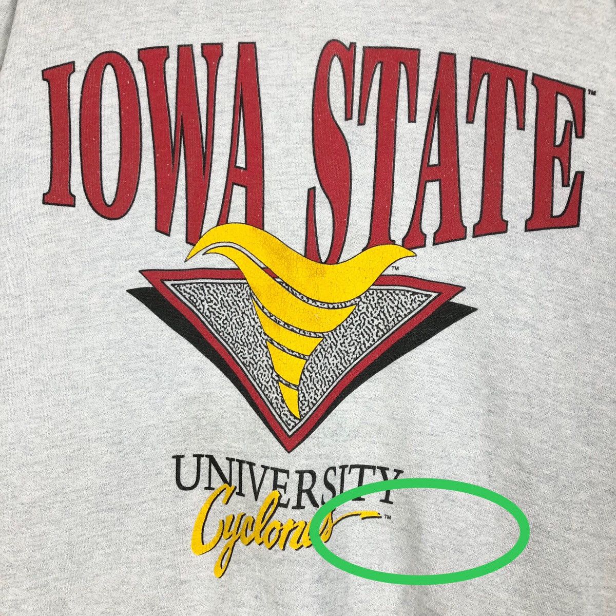 NCAA Vintage 90s Iowa State University Cyclones Sweatshirt Size US L / EU 52-54 / 3 - 4 Thumbnail