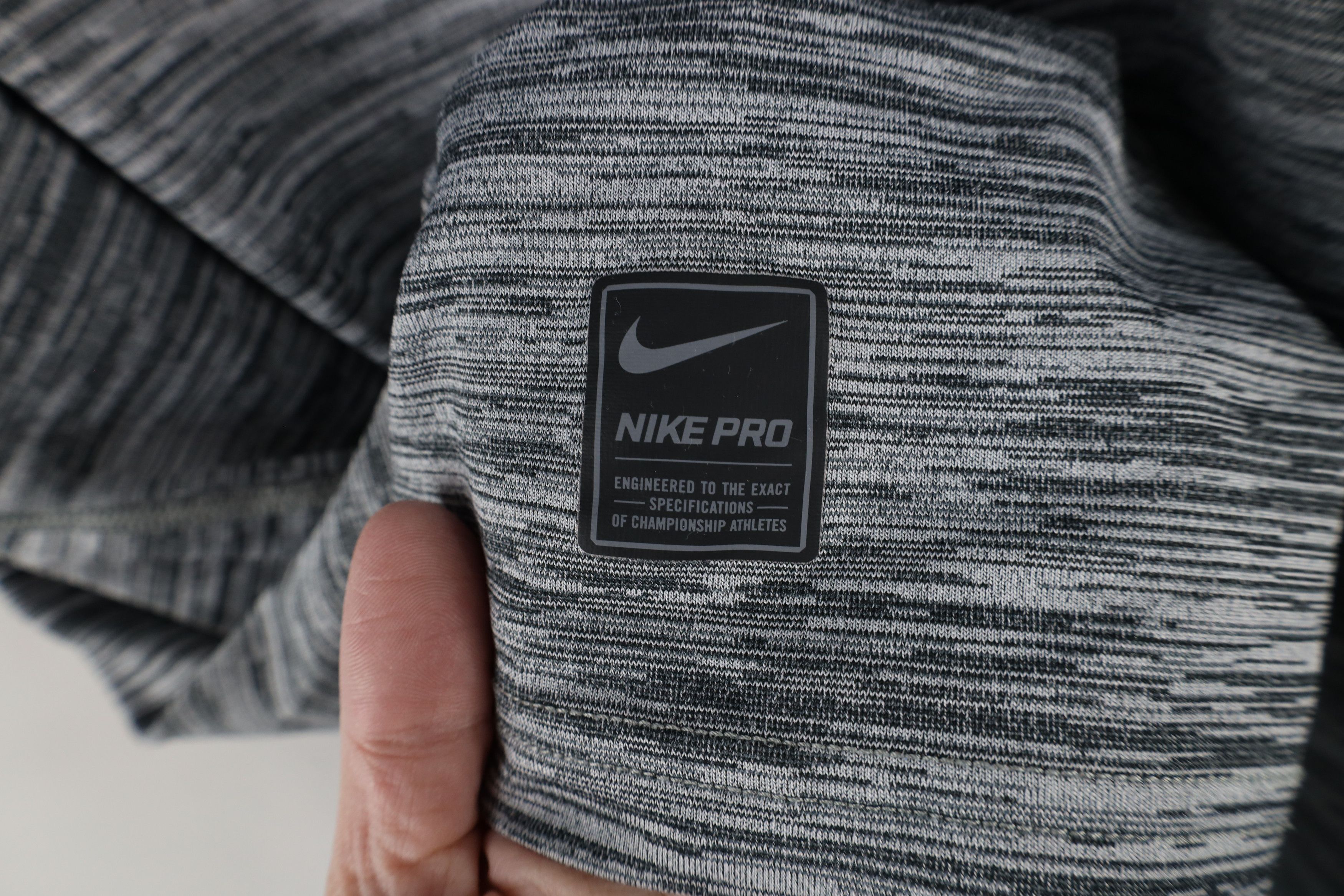 Nike × Vintage Nike Pro Travis Scott Center Swoosh Running Gym T-Shirt Gray Size US XXL / EU 58 / 5 - 9 Thumbnail