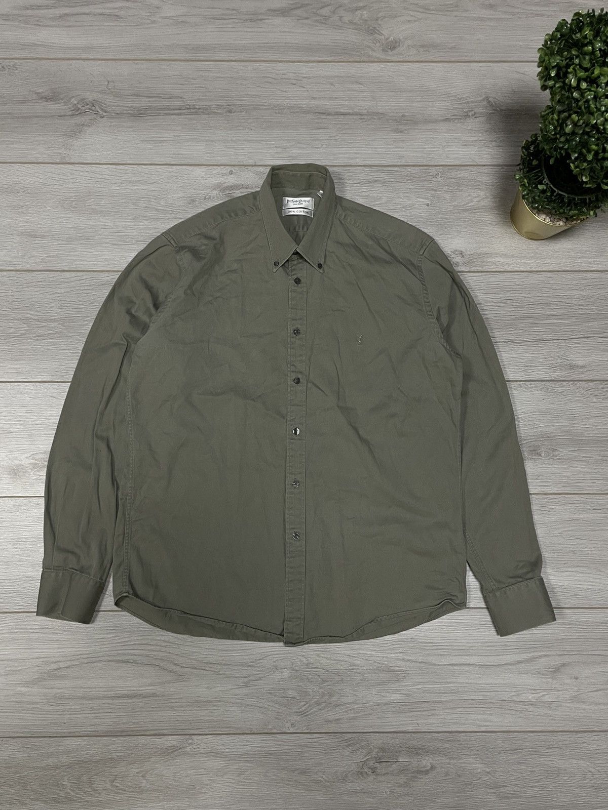 Yves Saint Laurent YSL Yves Saint Laurent overshot thick shirt buttons Size US L / EU 52-54 / 3 - 1 Thumbnail