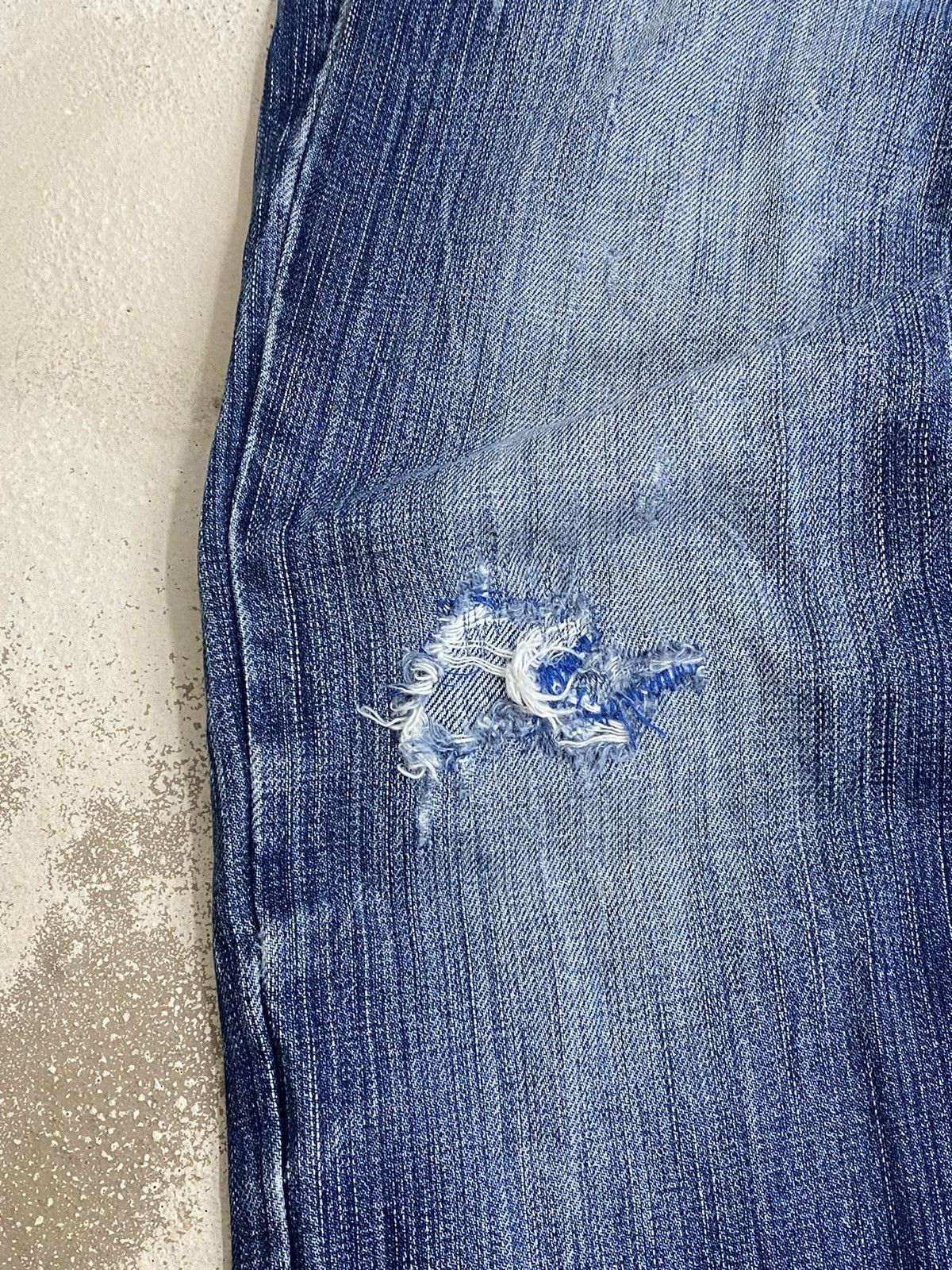 If Six Was Nine × Japanese Brand × Le Grande Bleu (L.G.B.) Cloud 72 Denim Surf Patch of Pirates Blue Way Distressed Size US 33 - 7 Thumbnail