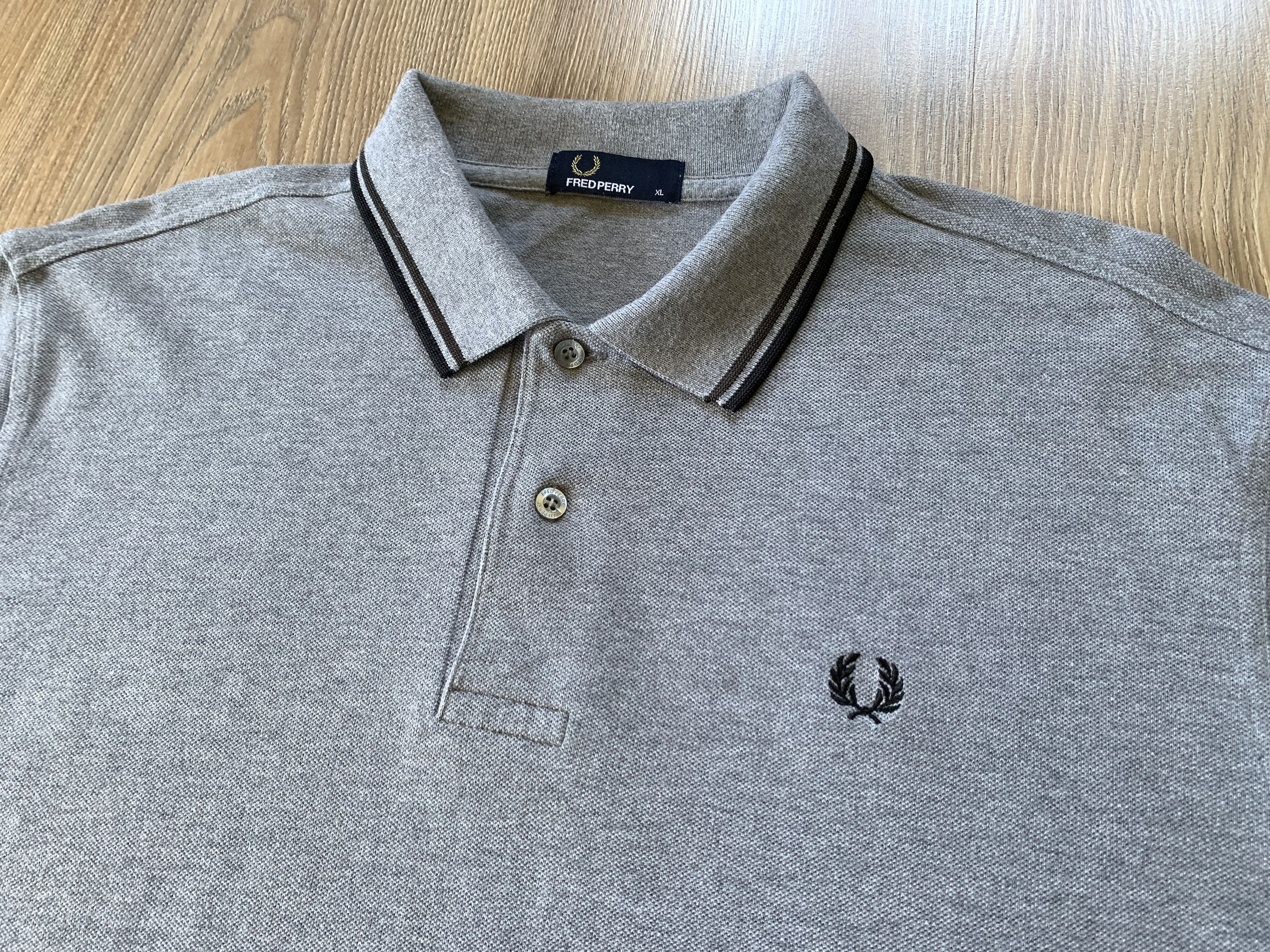 Designer × Fred Perry Fred Perry Basic Gray Cotton Long Sleeve Polo Size US XL / EU 56 / 4 - 5 Thumbnail