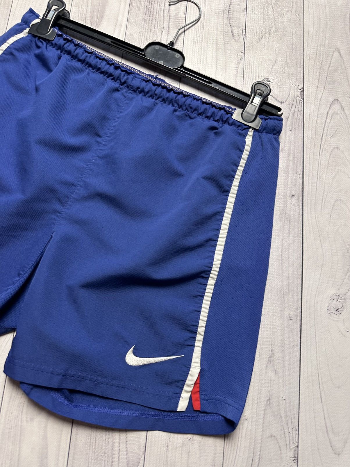 Nike × Vintage Vintage Nike Manchester United soccer shorts size S blue Size US 30 / EU 46 - 3 Thumbnail