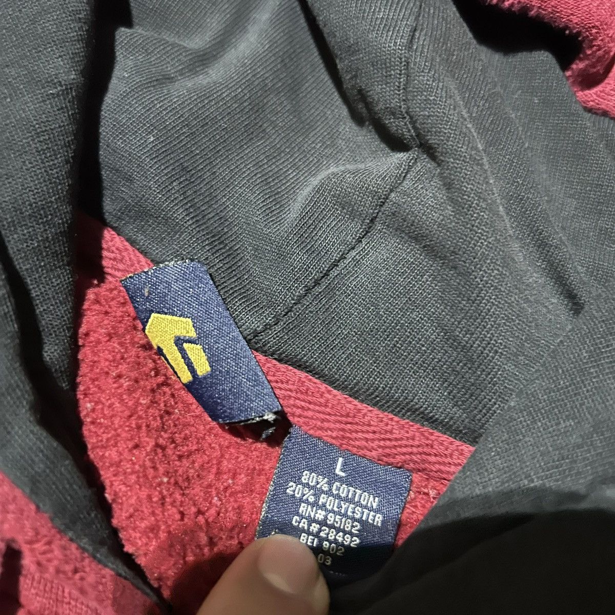 Etnies Y2k etnies red skate hoodie sz large Size US L / EU 52-54 / 3 - 3 Thumbnail