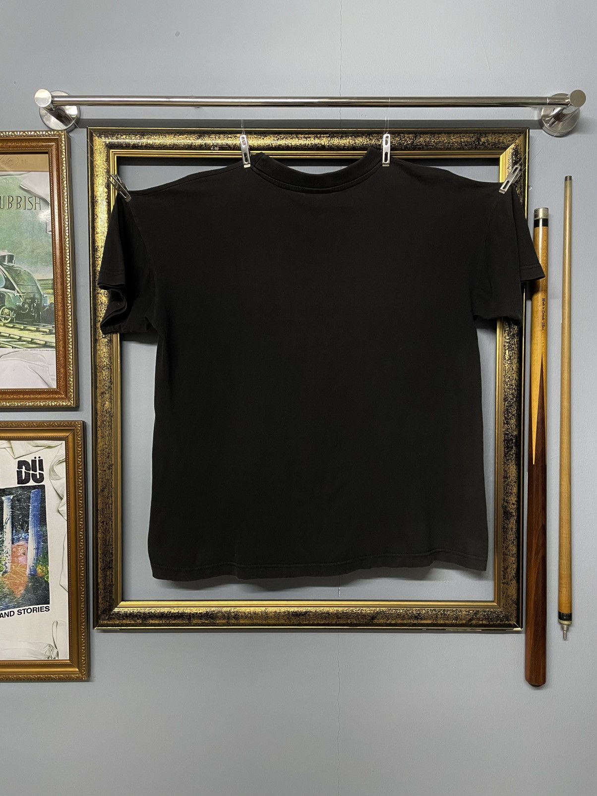 Vintage Vintage 90s Og Nirvana Smiley Grunge Boxy Europe Tag Tshirt Size US S / EU 44-46 / 1 - 9 Thumbnail