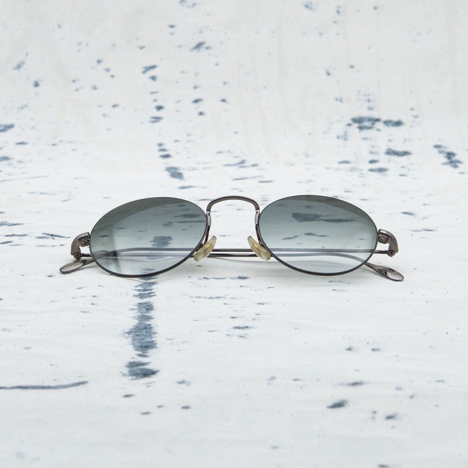 Gucci × Vintage Vintage gucci silver logo round gradient aviator sunglasses Size ONE SIZE - 8 Thumbnail
