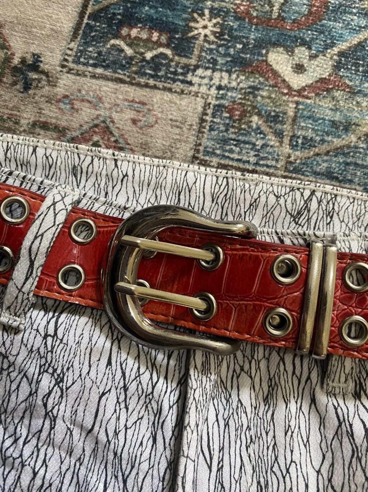 If Six Was Nine Red belt croco style two prongs Size ONE SIZE - 3 Thumbnail