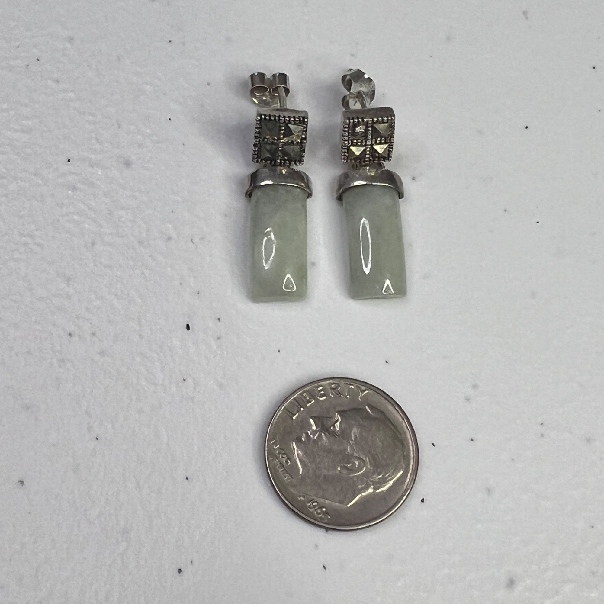 Designer Marcasite & Green Jade Drop Earrings Vintage Style Elegant Size ONE SIZE - 6 Thumbnail
