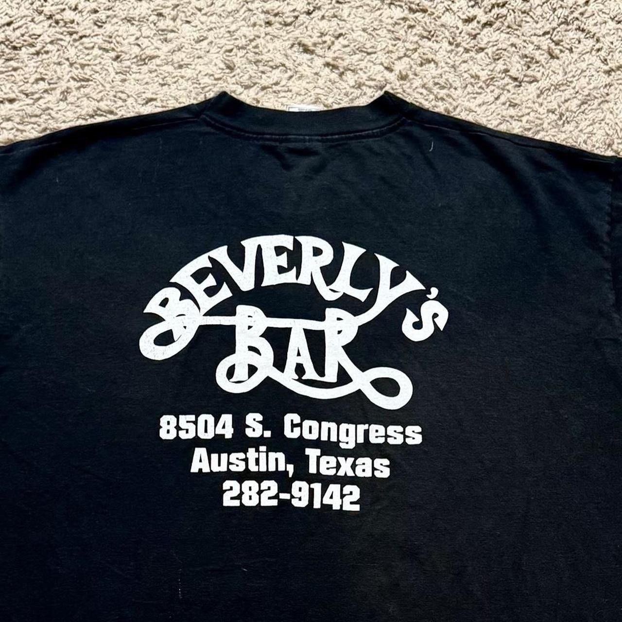 Vintage Vintage 90s Beverleys Bar Austin, Texas NSFW Tee Size US XL / EU 56 / 4 - 5 Thumbnail