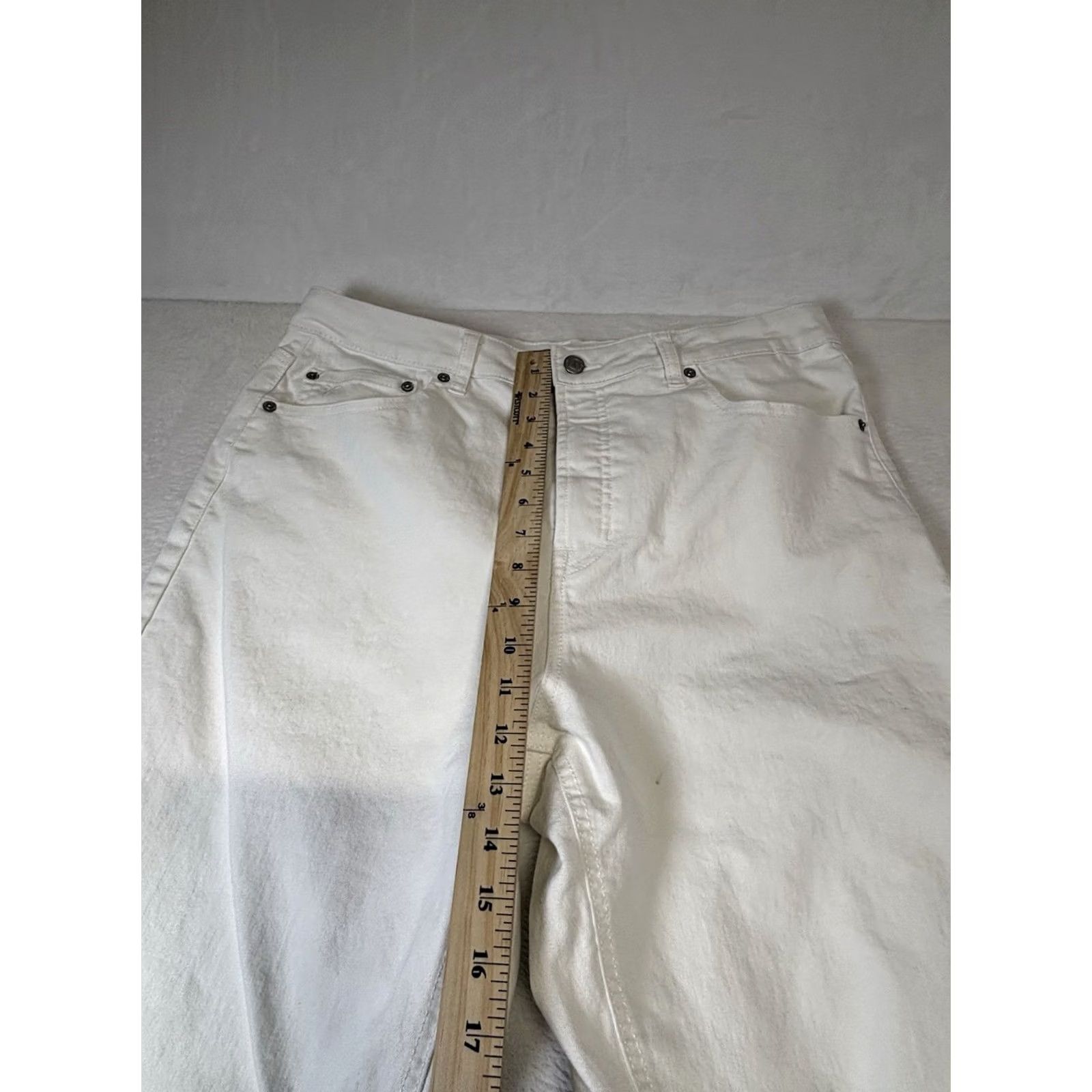 Frye VINTAGE Frye Jeans Womens 12/31 White Denim Women Size High Rise Straight Leg Size 34" / US 12 / IT 48 - 3 Thumbnail
