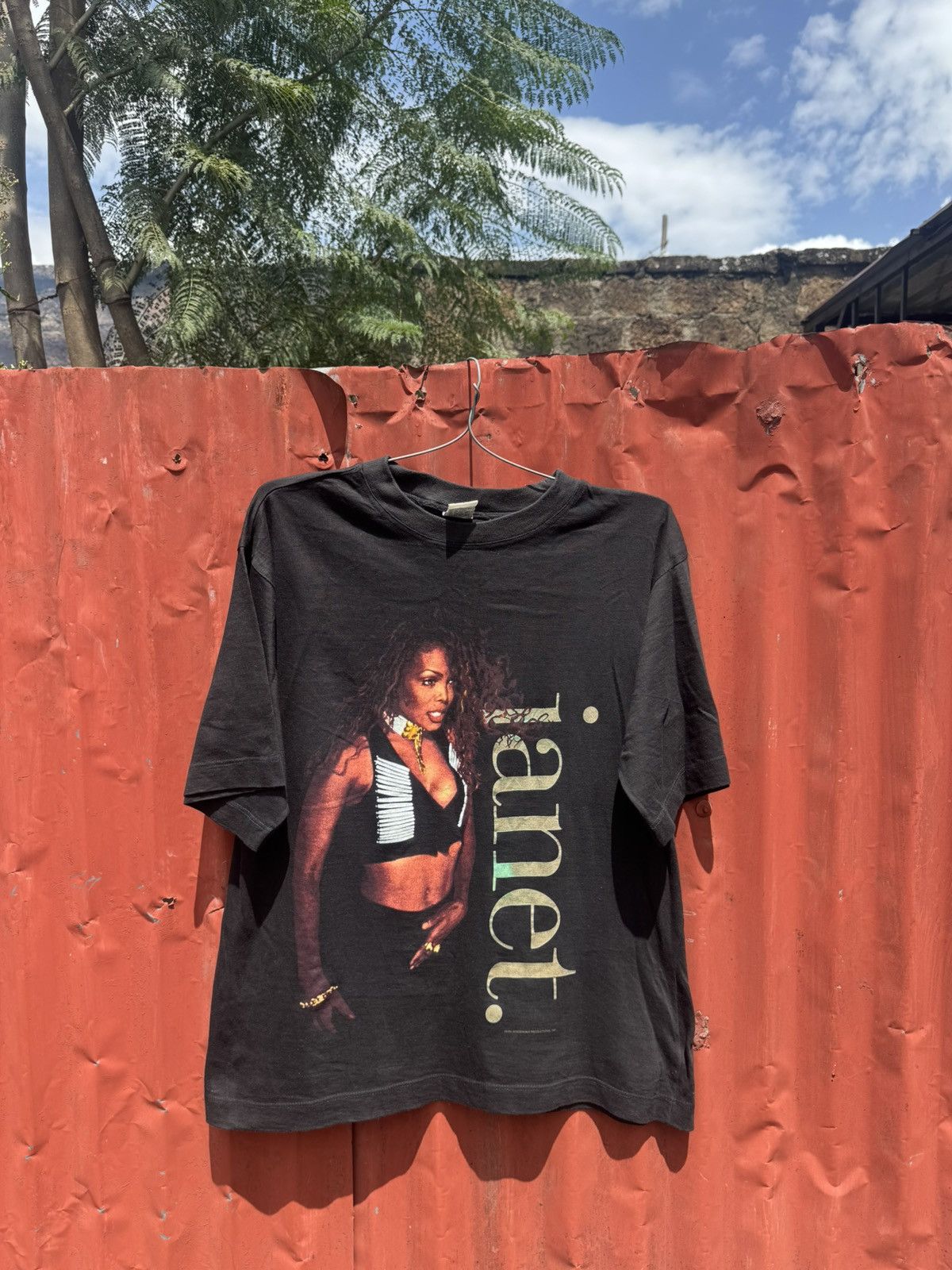 Vintage Vintage 1995 Janet Jackson 1995 world Tour tshirt Size US L / EU 52-54 / 3 - 10 Thumbnail