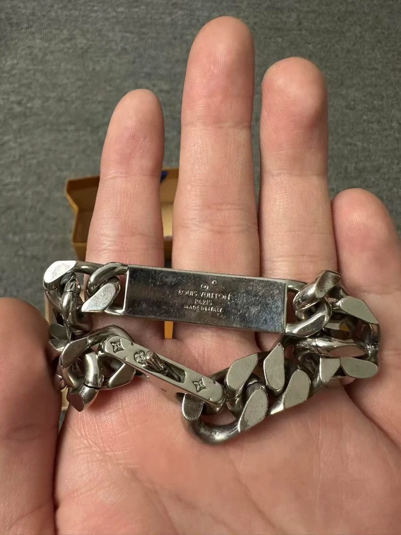 Louis Vuitton Louis Vuitton Cuban bracelet Size ONE SIZE - 3 Thumbnail