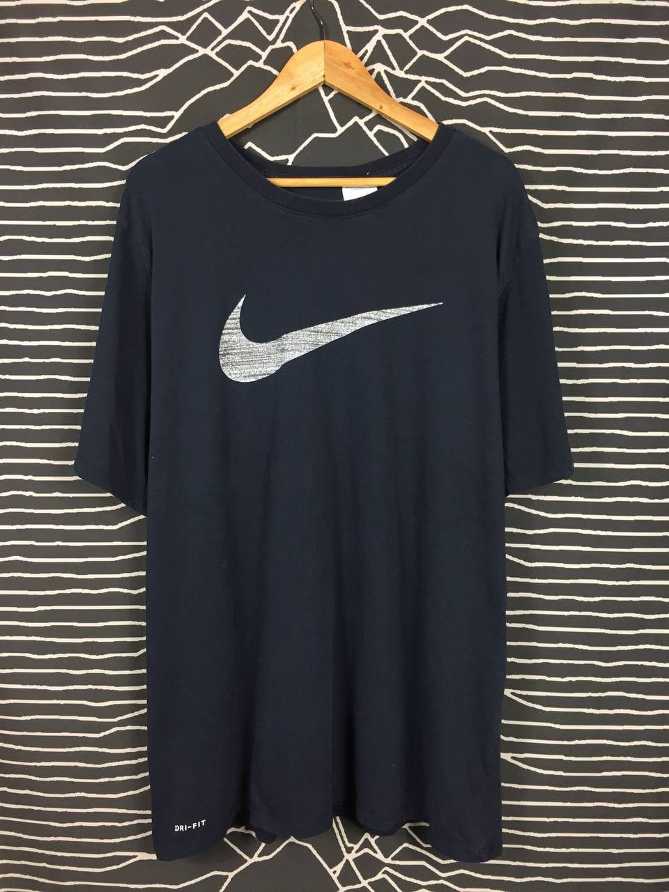 Nike × Vintage The Nike Tee Swoosh Big Logo Sportswear Tee 3XL Size US XXL / EU 58 / 5 - 2 Thumbnail