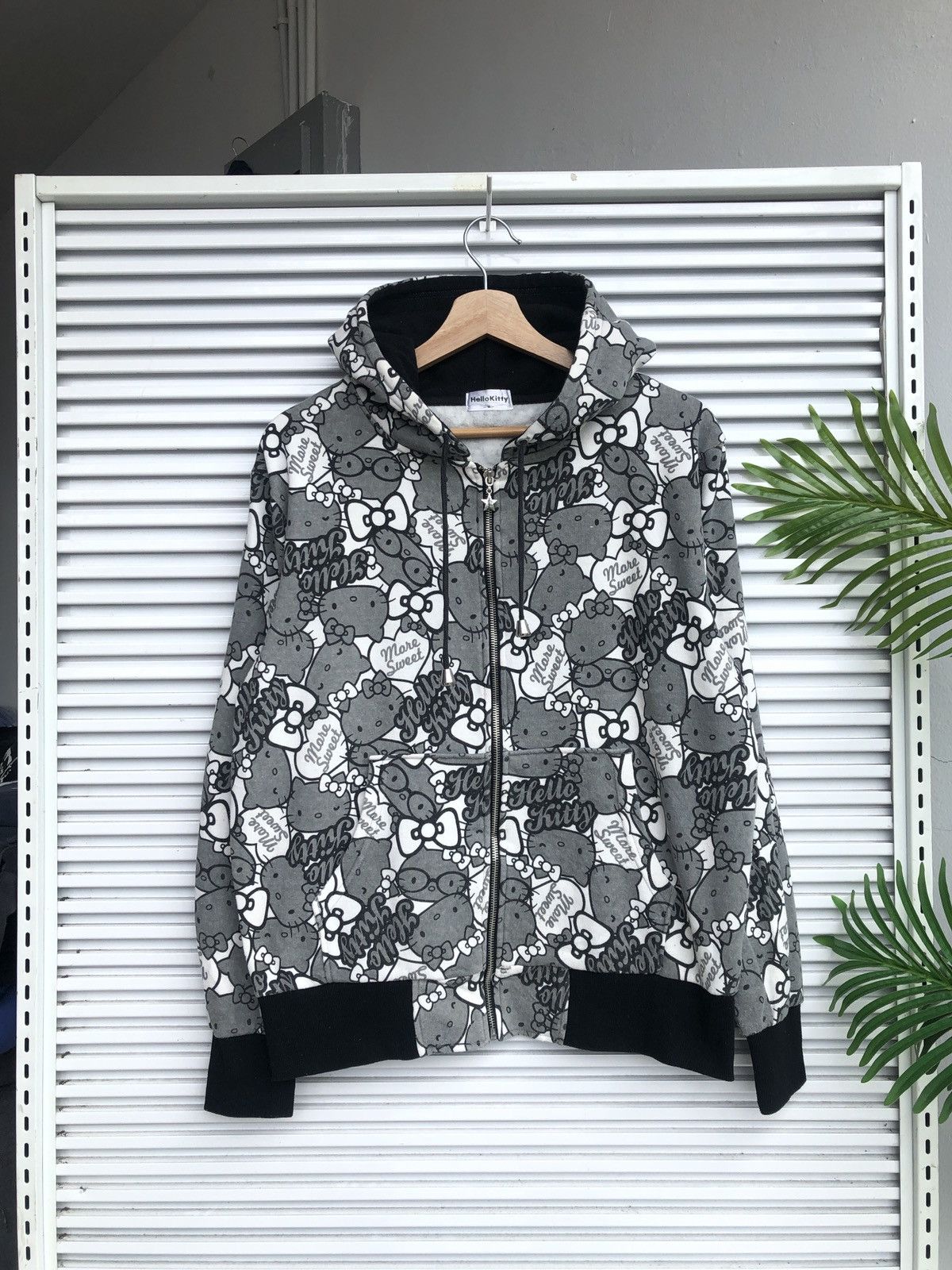 Cartoon Network Vintage Hello Kitty Hoodies / BabyKitty Milo Size US M / EU 48-50 / 2 - 1 Thumbnail