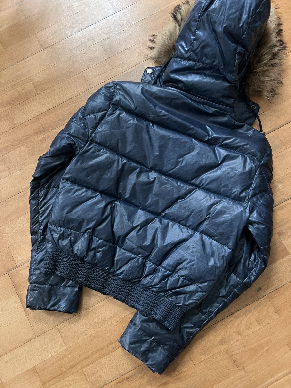 Dolce & Gabbana Dolce & Gabbana cropped down jacket Size US S / EU 44-46 / 1 - 5 Thumbnail