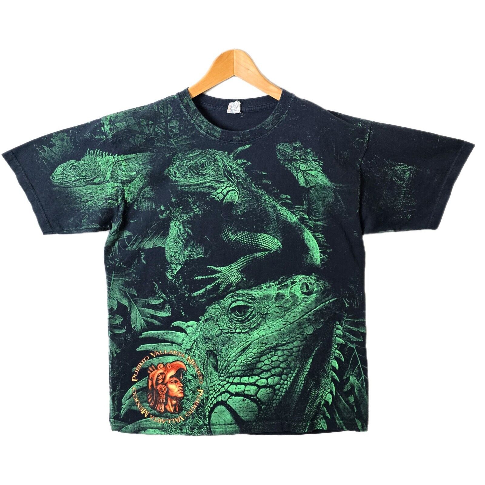 Vintage Vintage Puerto Vallarta Mexico Iguana Men's AOP Shirt Large Size US L / EU 52-54 / 3 - 1 Thumbnail