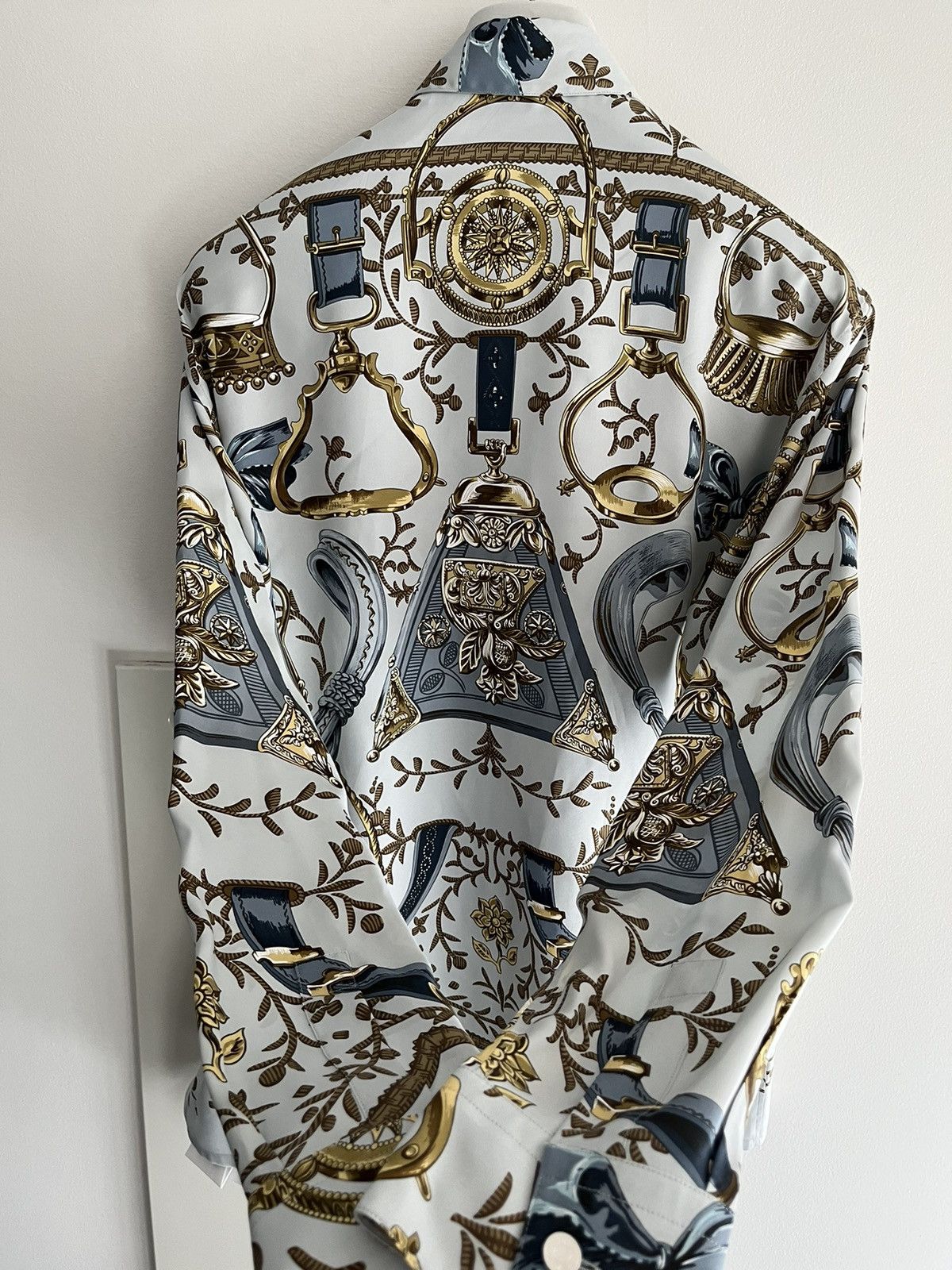 Hermes Hermes 24 SS Super Runway Premium Silk Shirt Size US XL / EU 56 / 4 - 23 Thumbnail