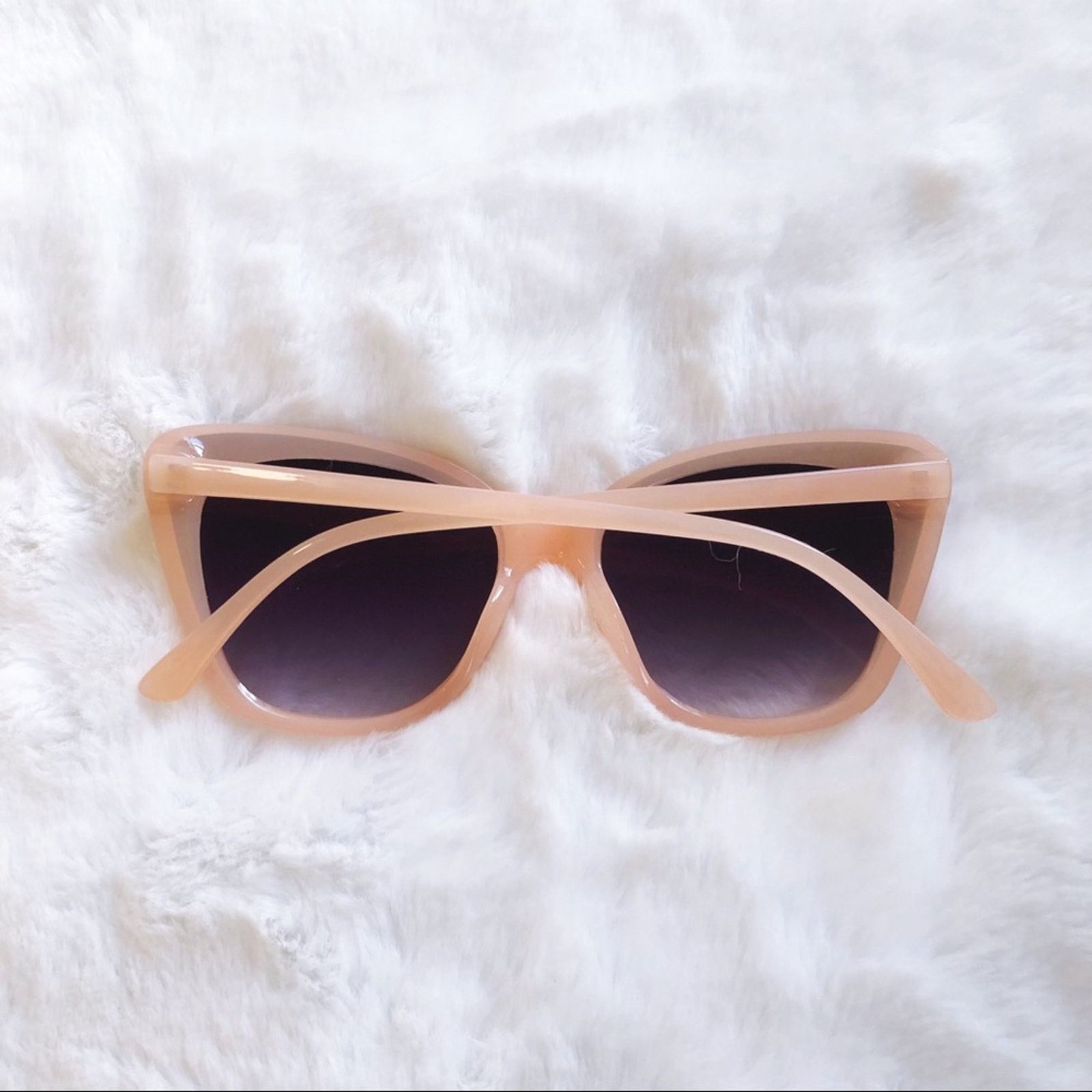 Other Amelia Pink Cat Eye Full Rim Sunglasses Size ONE SIZE - 8 Thumbnail