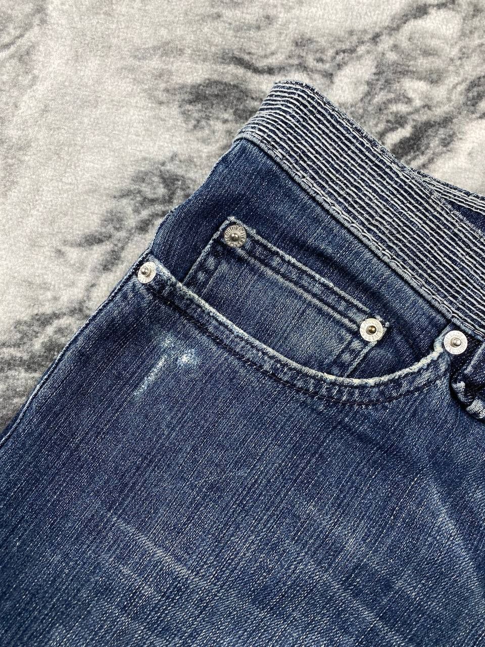 Versace Vintage Versace Jeans Denim Big Logo Men Size 33 Blue Size US 33 - 10 Thumbnail