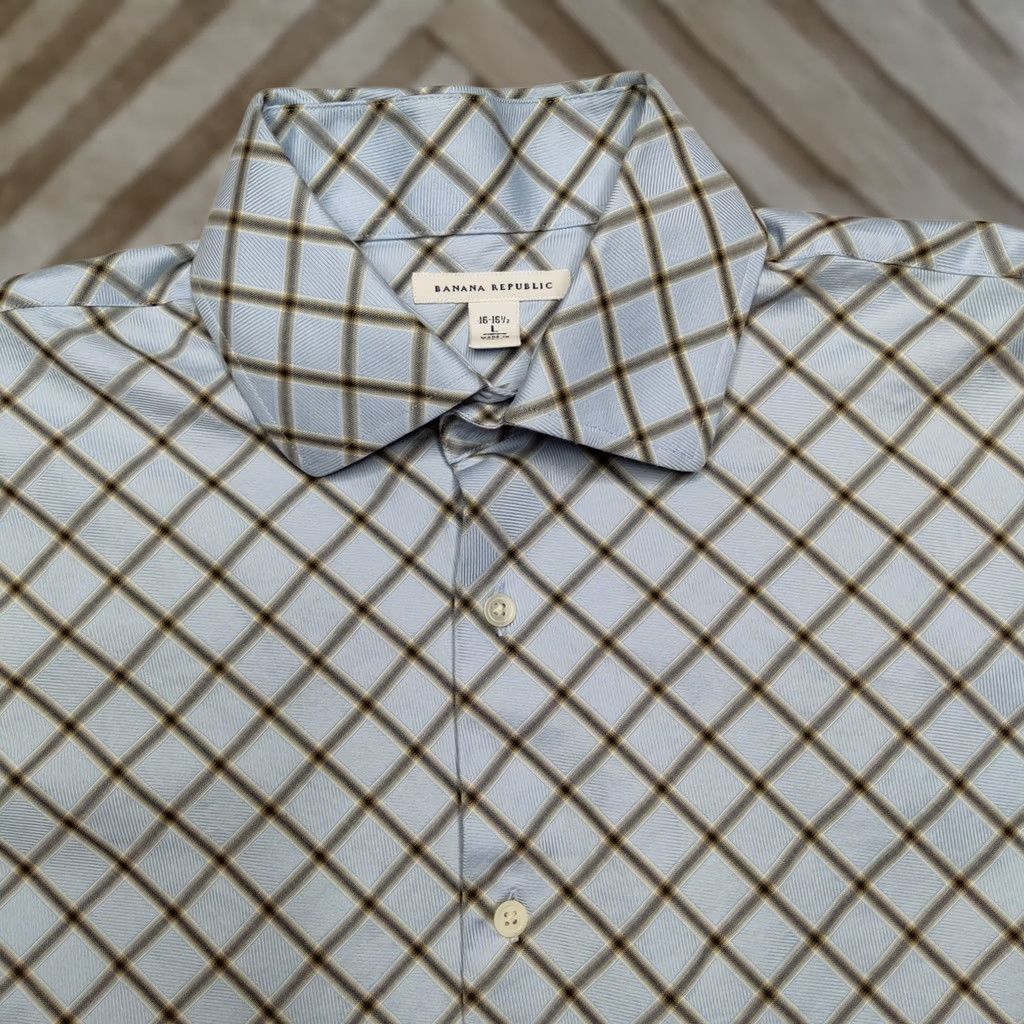 Banana Republic Banana Republic Men Large (16-16.5) Blue Diagonal Check Cotton Button Shirt L/S Button-Down Collar Mens Regular Fit) Size US L / EU 52-54 / 3 - 1 Thumbnail