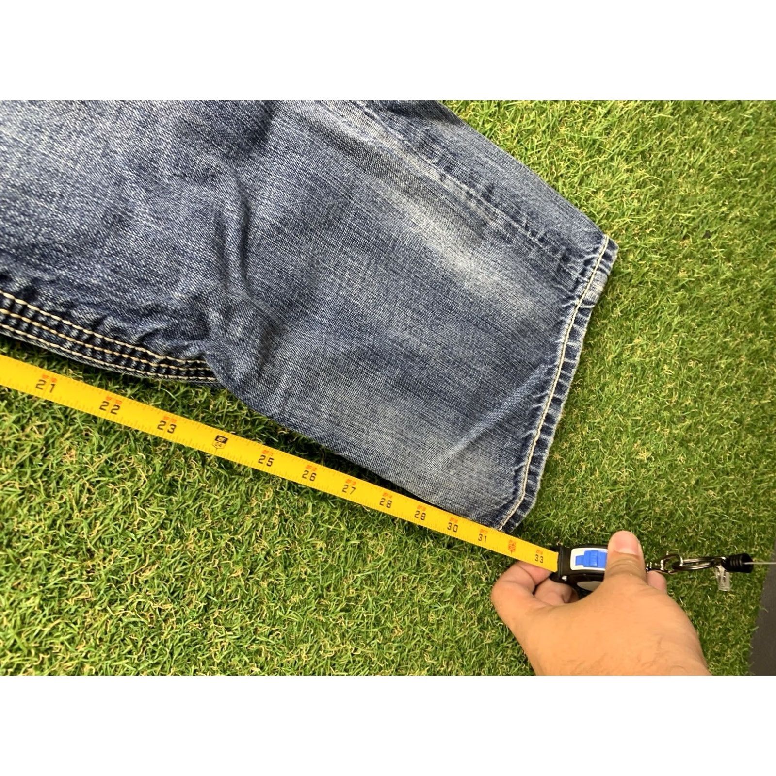 Vintage Rock Revival Jeans Men 33 Bootcut Medium Wash Distressed 5-Pocket Denim Blue Rock Grunge Biker 2000s Mens Size US 33 - 7 Thumbnail