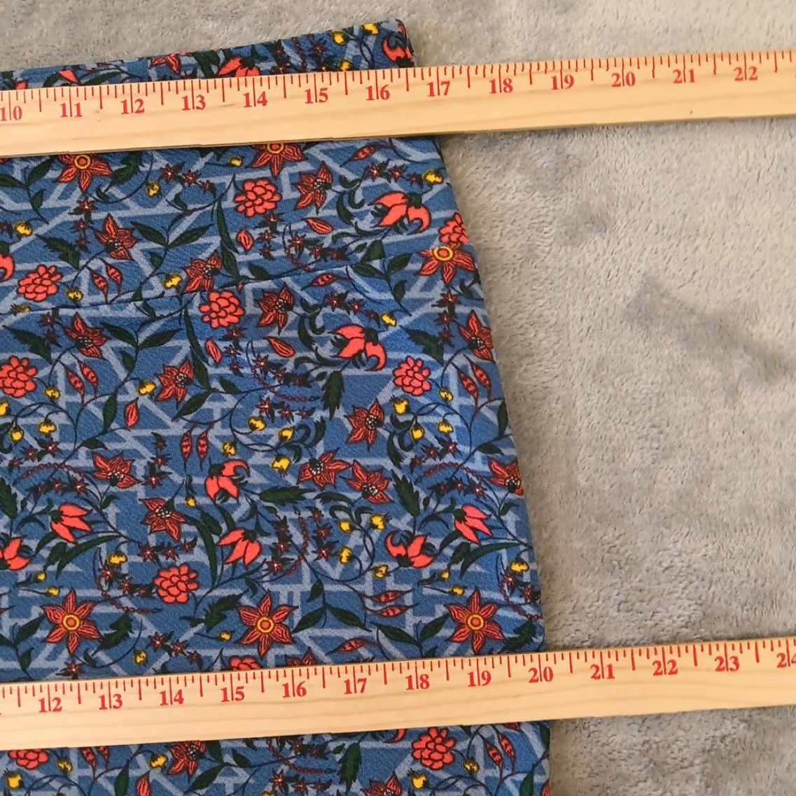 Vintage LuLaRoe Skirt XL Blue Floral Knee Length Pull On Pencil Women Size 40" / US 18 - 2 Thumbnail