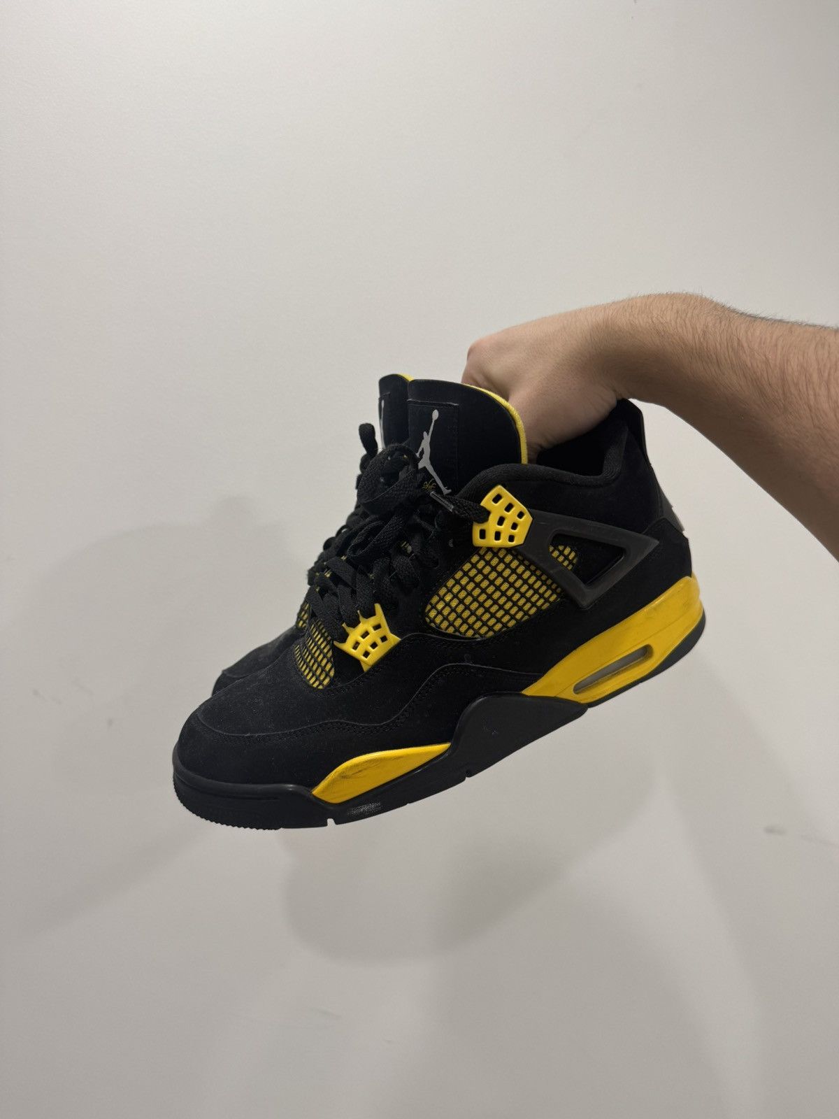 Jordan Brand Air Jordan 4 Retro “Thunder 2023” sneakers Size US 10.5 / EU 43-44 - 1 Thumbnail