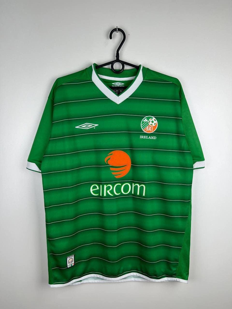 Umbro Umbro Ireland FAI 2003-04 jersey vintage t-shirts size M Size US M / EU 48-50 / 2 - 1 Thumbnail