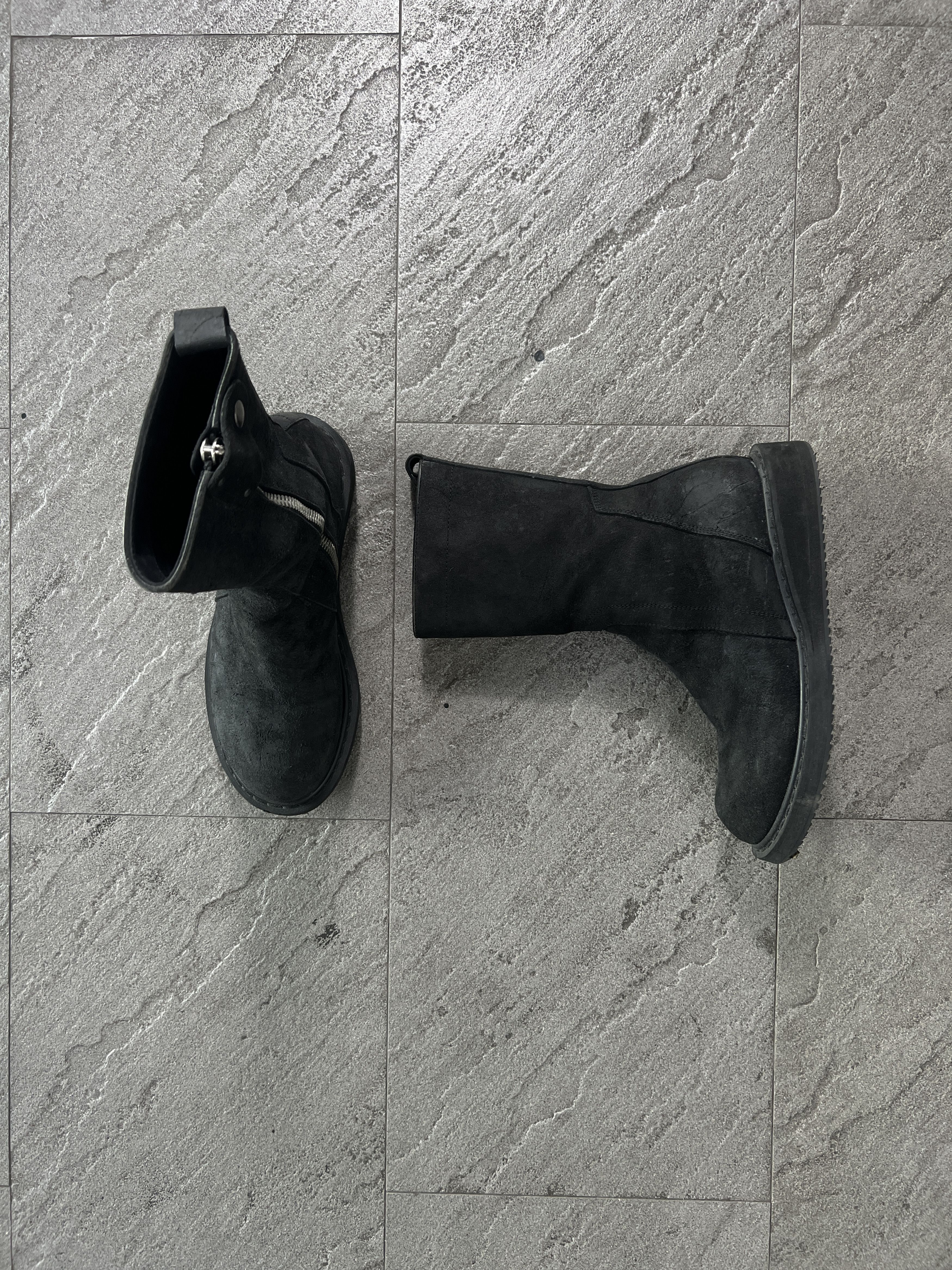 Rick Owens Rick Owens Distressed Leather Zip Boots Black EU41 Size US 8 / EU 41 - 2 Thumbnail