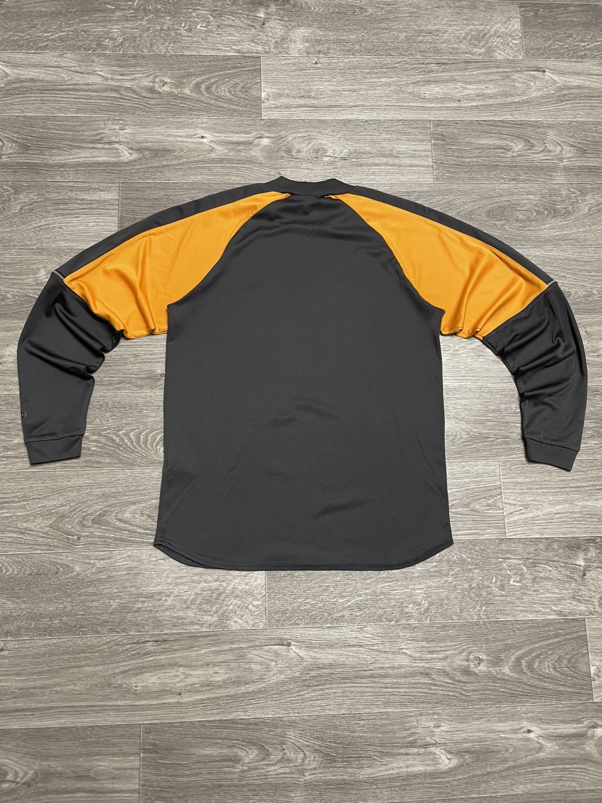 Nike Vintage 90s Nike Made In USA Long Sleeve Jersey Shirt Size US S / EU 44-46 / 1 - 15 Thumbnail