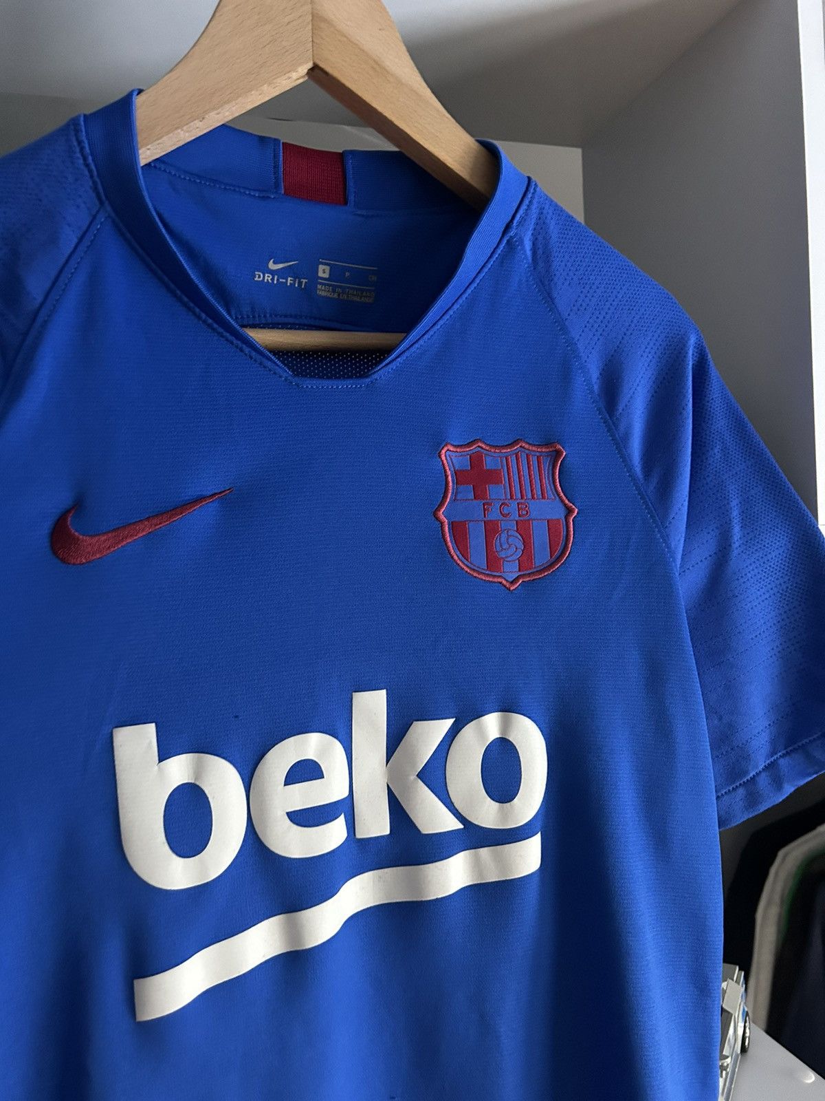 Nike Barcelone Nike Training Shirt 2019-20 Size US S / EU 44-46 / 1 - 3 Thumbnail